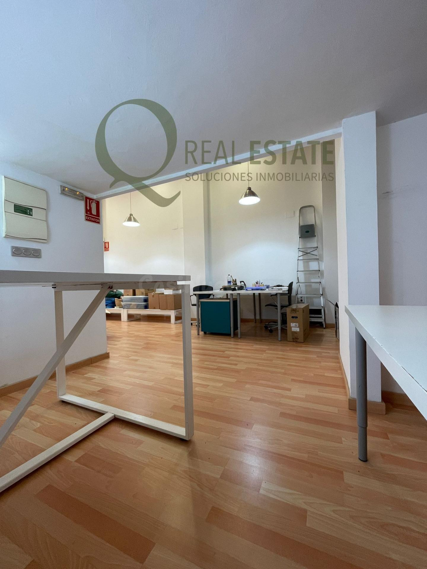 Local tipo Loft en Alicante con doble altura y altillo acris - foto 2