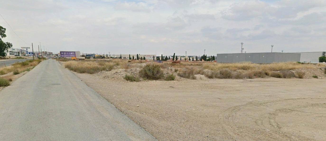 EN VENTA: TERRENO URBANO EN LORQUÍ