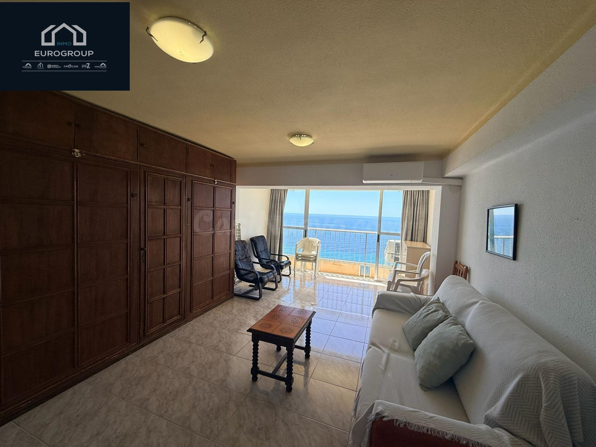 FANTASTICO APARTAMENTO DE 1 DORMITORIO, 1 LINEA DE PLAYA DE  - foto 2