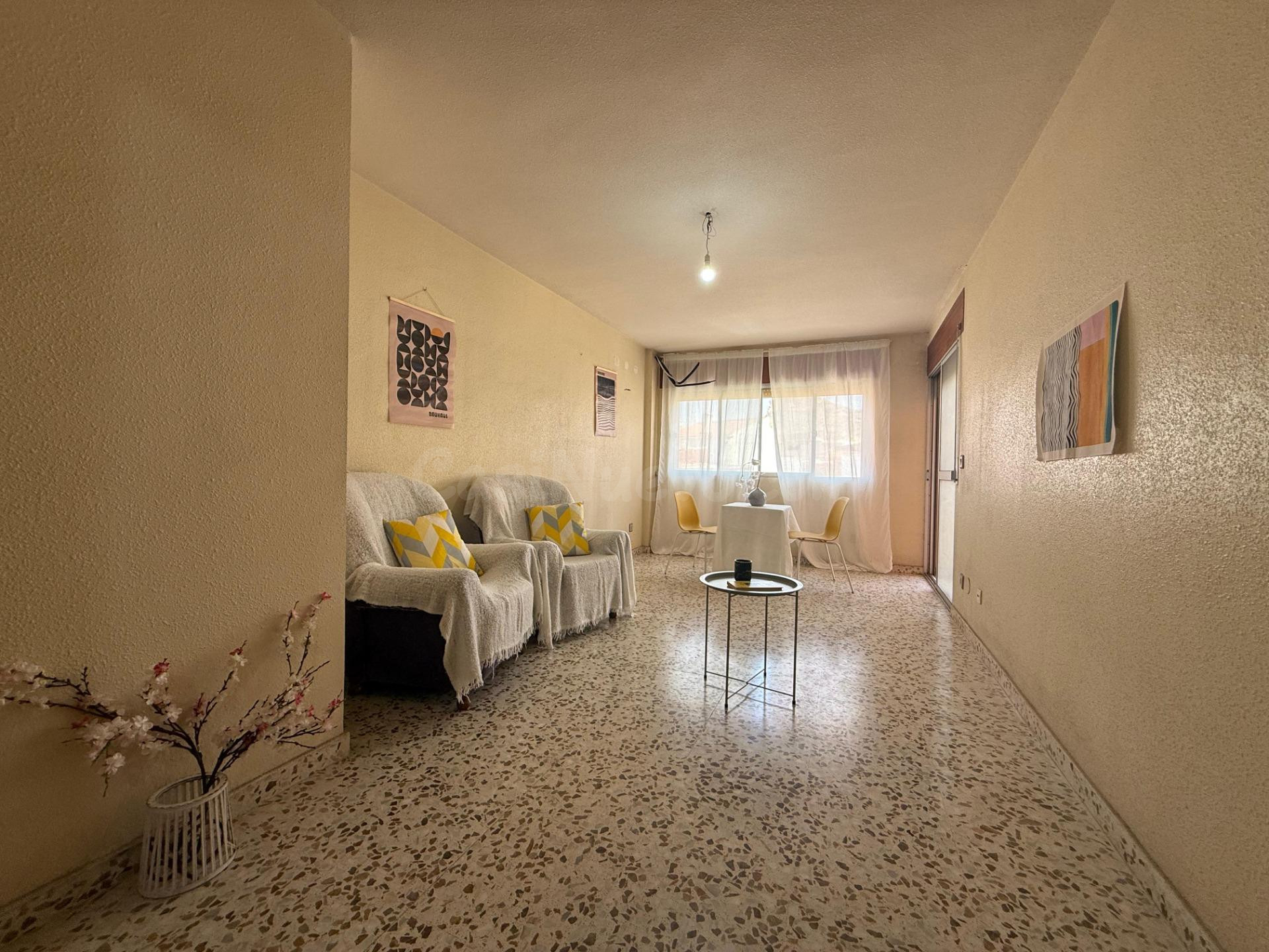 OPORTUNIDAD EN ARCHENA PARA VIVIR O INVERTIR PISO 3 DORMITOR - foto 2