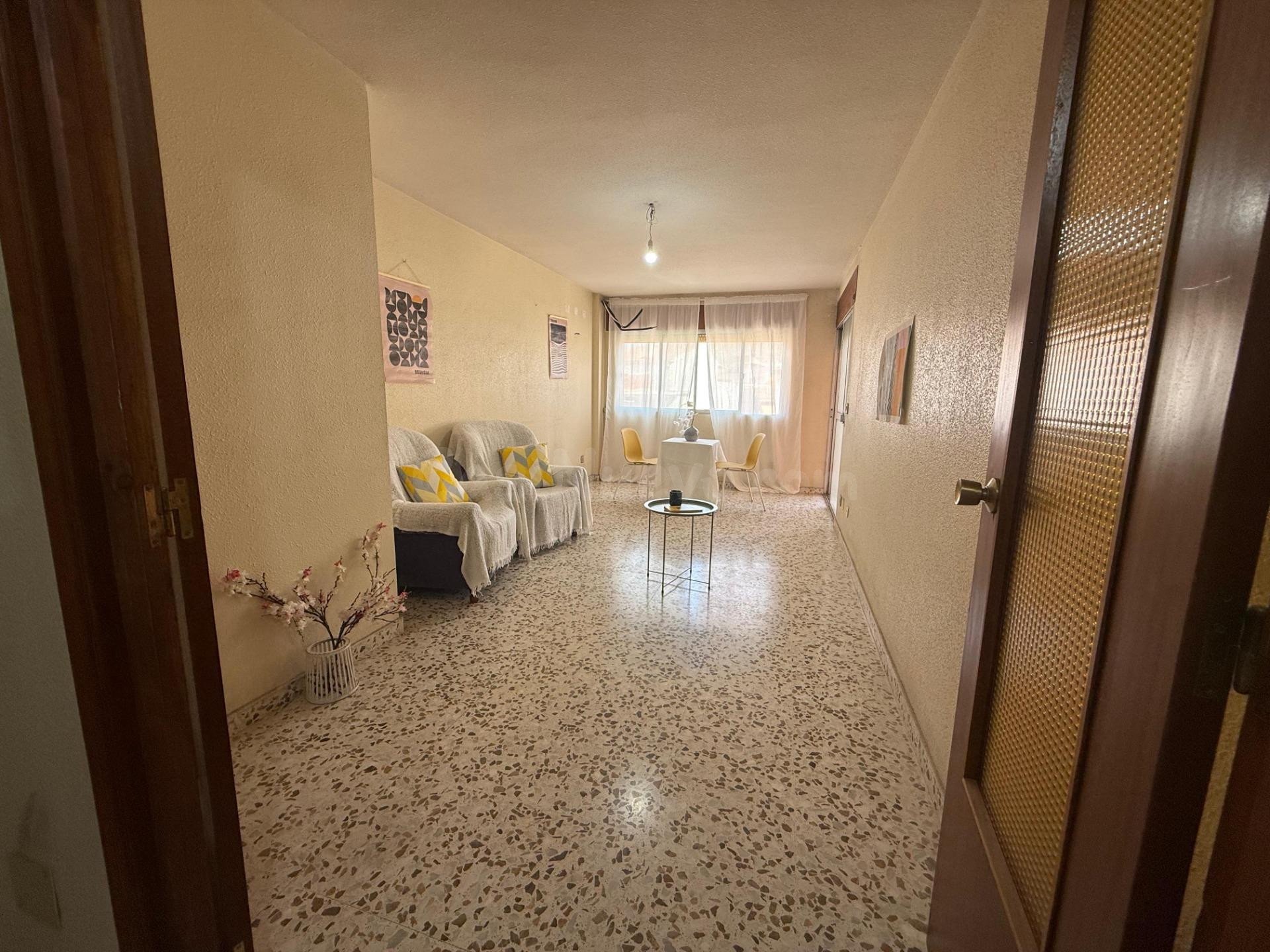 OPORTUNIDAD EN ARCHENA PARA VIVIR O INVERTIR PISO 3 DORMITOR - foto 3