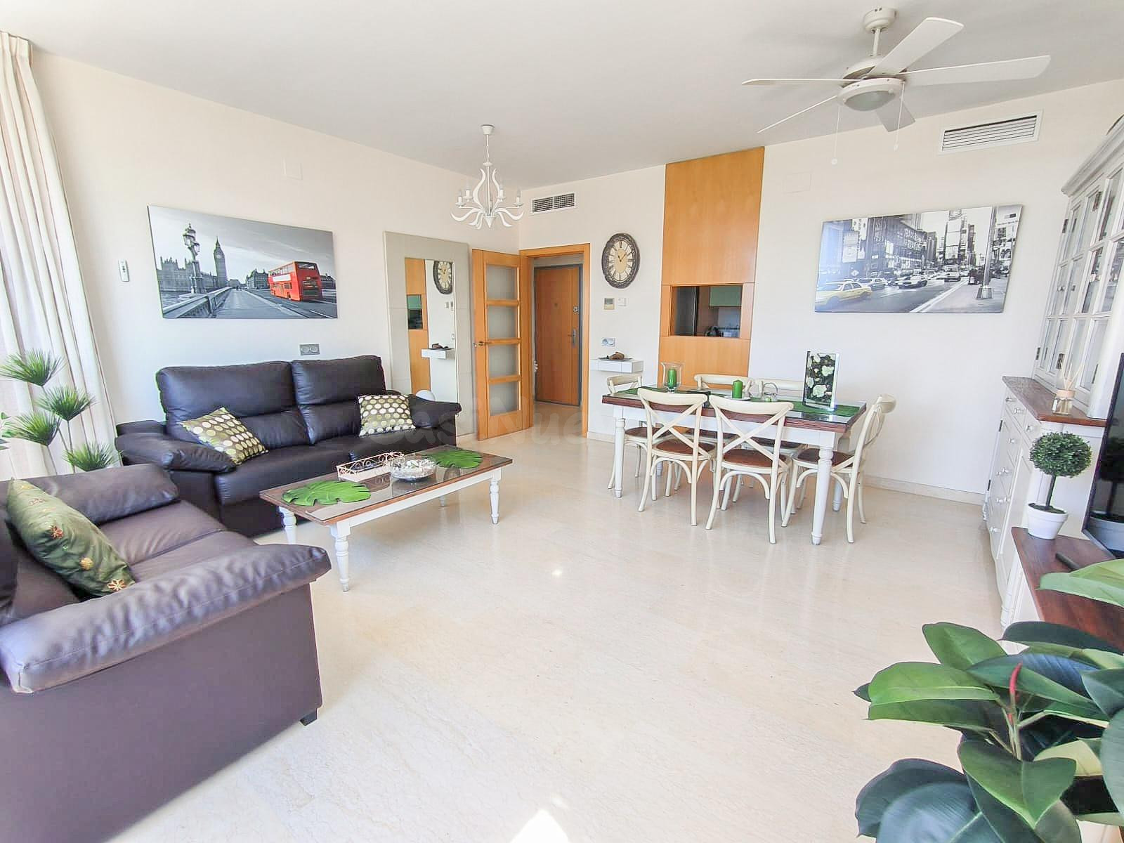 Piso de lujo de 2 dorm. con garaje en la Av. Mediterráneo -  - foto 5