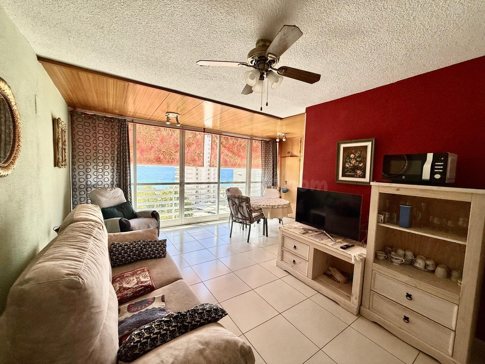 APARTAMENTO CON VISTAS AL MAR