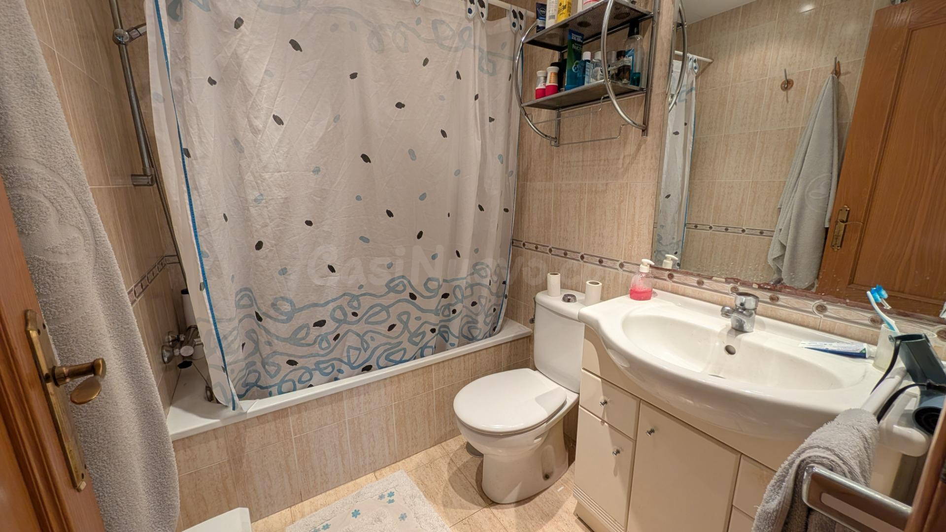 Apartamento de 2 habitaciones en urbanización con piscina y  - foto 5