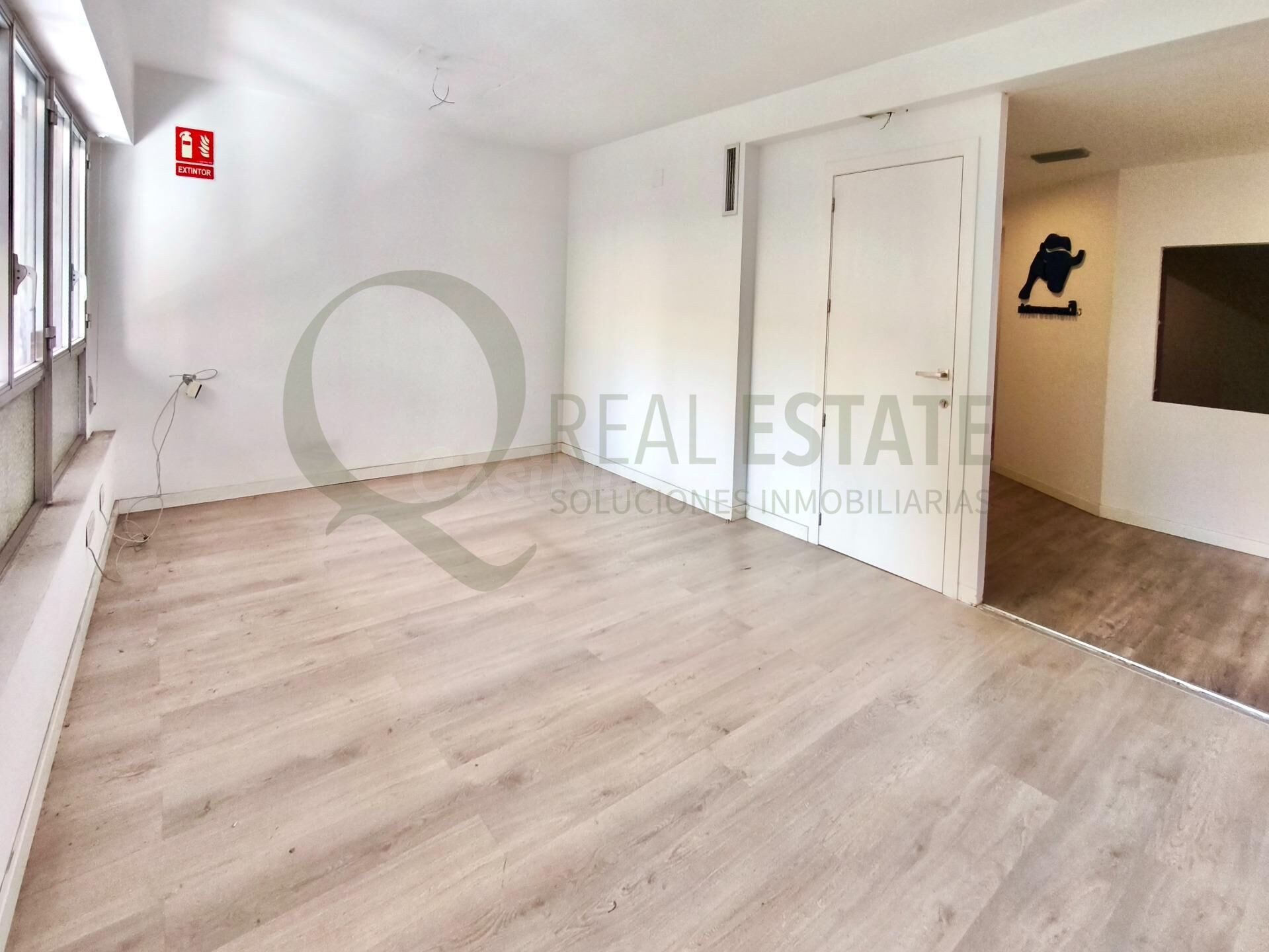 Oficina con alma creativa y potencial de vivienda en pleno c - foto 3