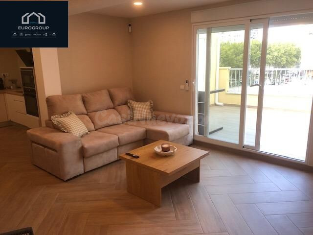 Piso en 1 línea de Levante, 3 dorm, completamente nuevo a es - foto 3