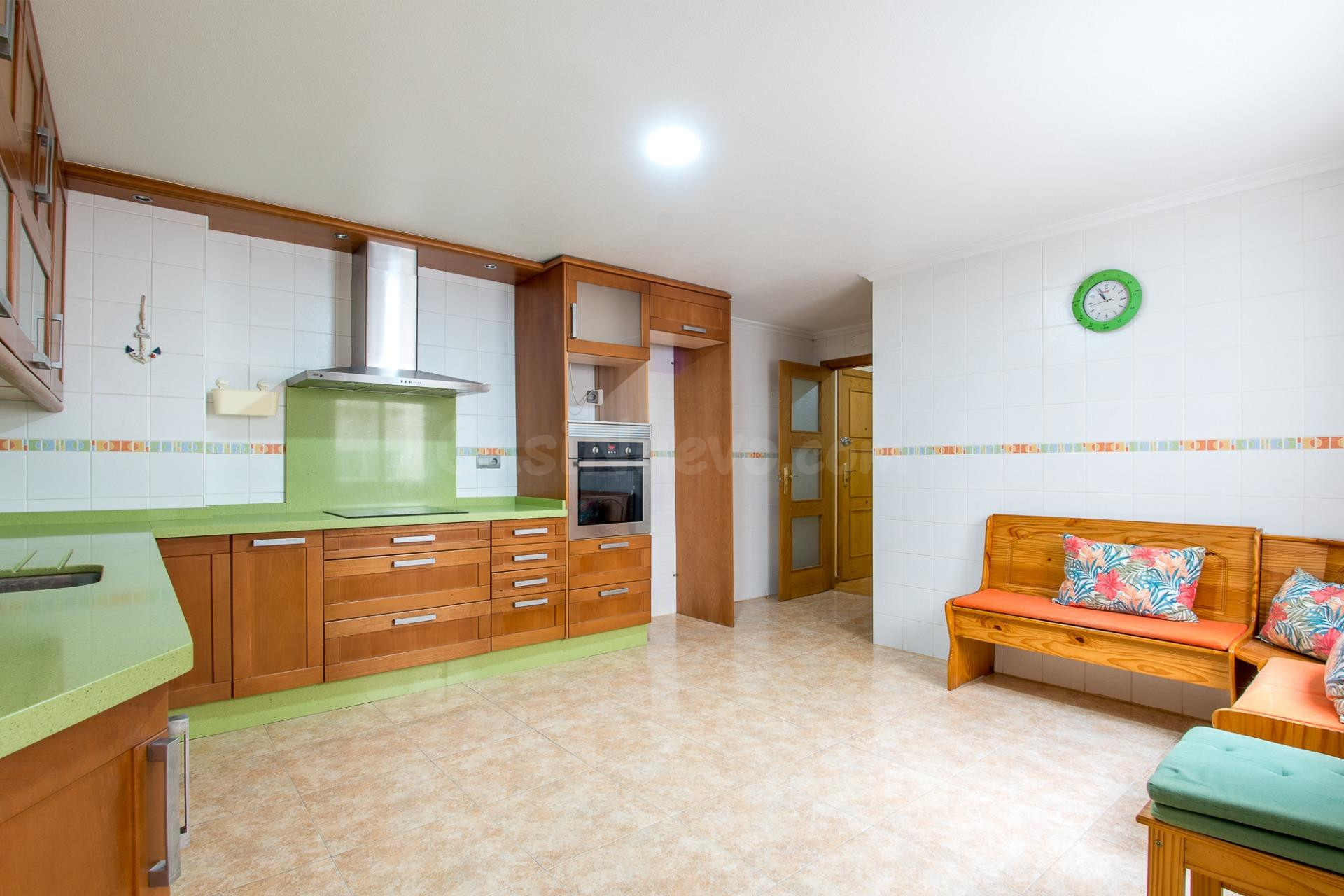 Piso con todos los detalles en Abaran