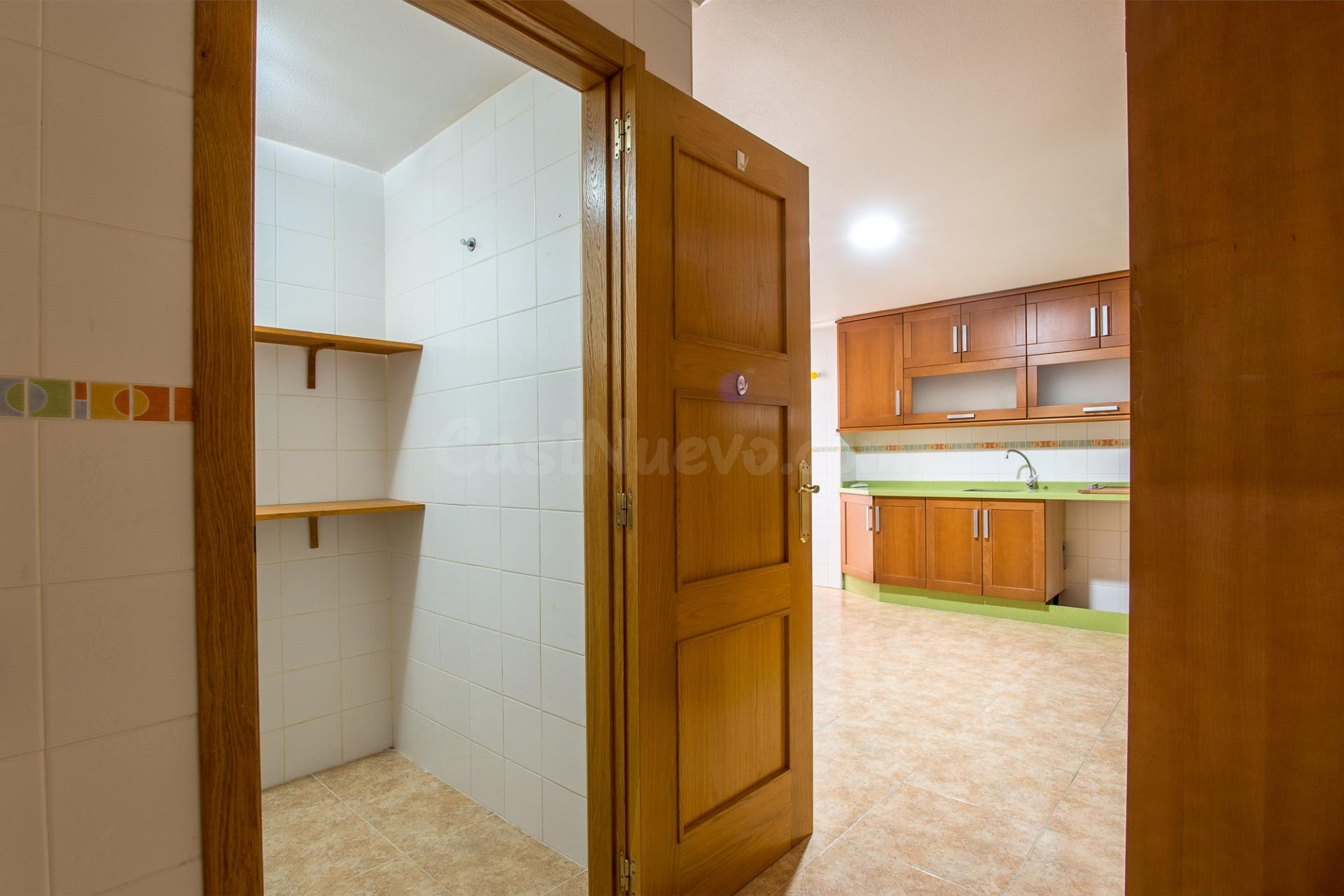 Piso con todos los detalles en Abaran - foto 4