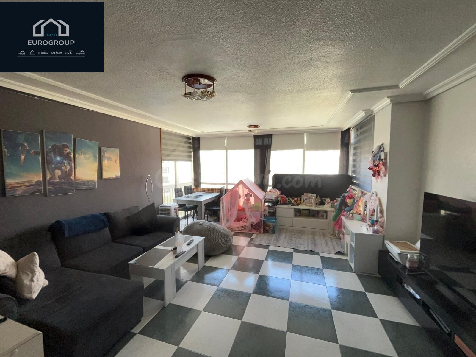 ESPECTACULAR VIVIENDA DE 3 DORMITORIOS Y 2 BAÑOS CON PLAZA D - foto 2