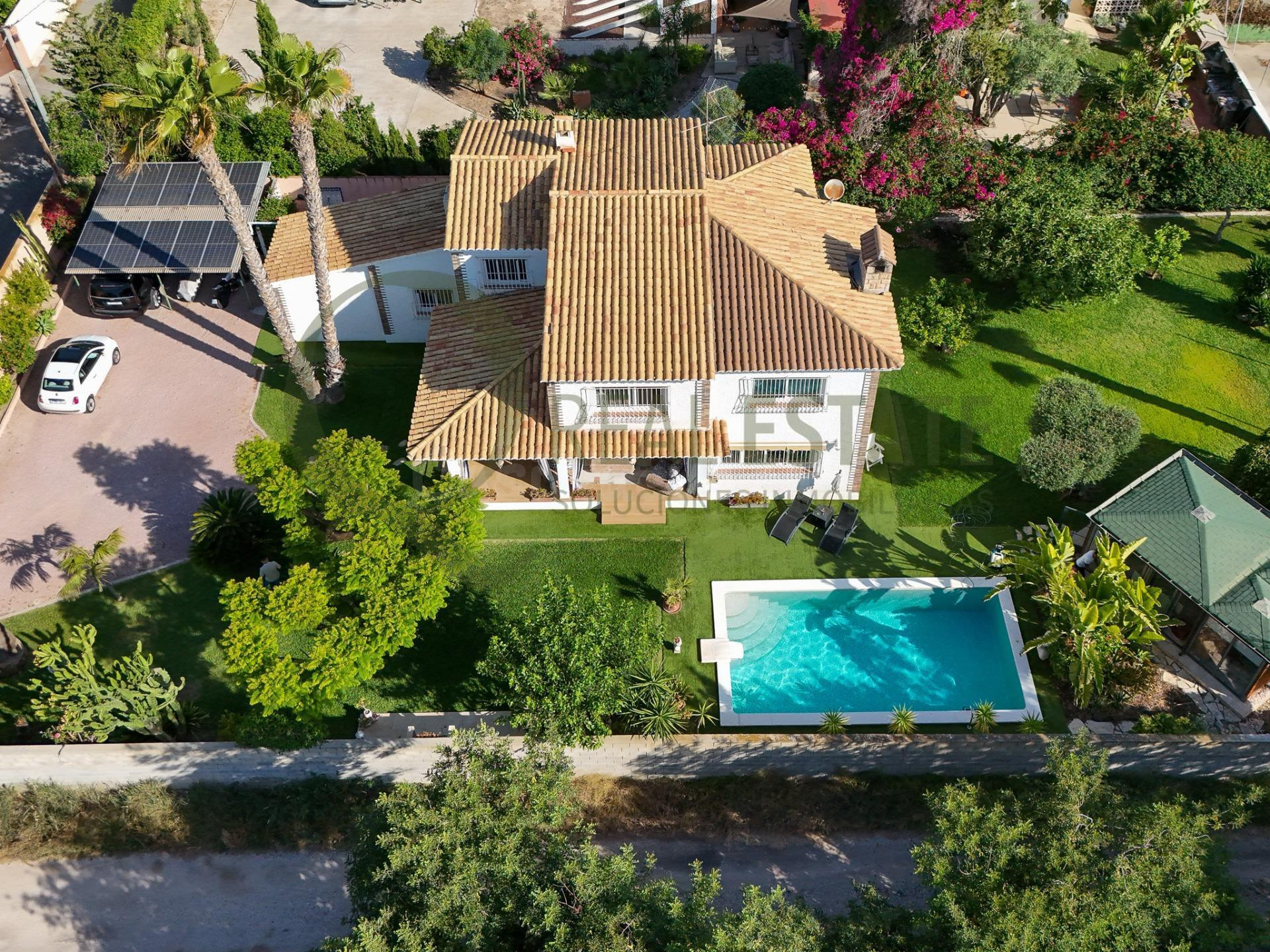 Villa independiente en Muchavista con jardín privado, pista  - foto 3