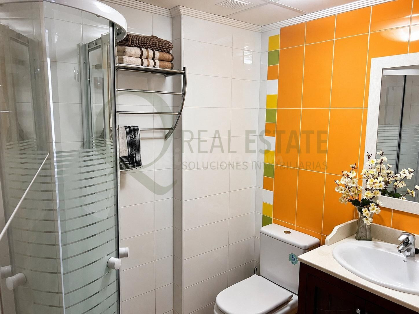 Luminoso apartamento con vistas al mar, piscina y terraza en - foto 4