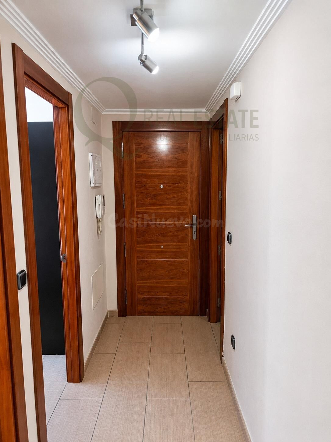 Luminoso apartamento con vistas al mar, piscina y terraza en - foto 5