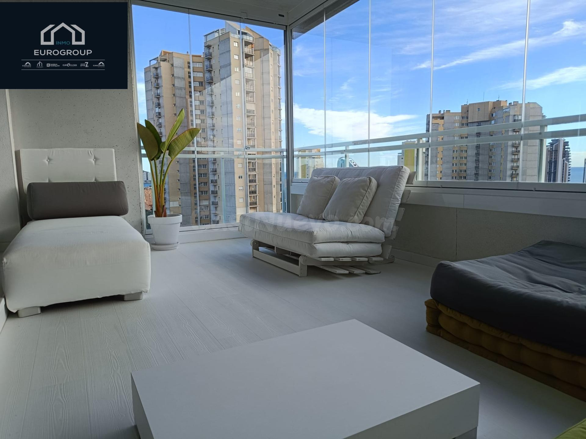 IMPRESIONANTE APARTAMENTO DE 1 DORMITORIO Y 2 BAÑOS CON PLAZ - foto 5