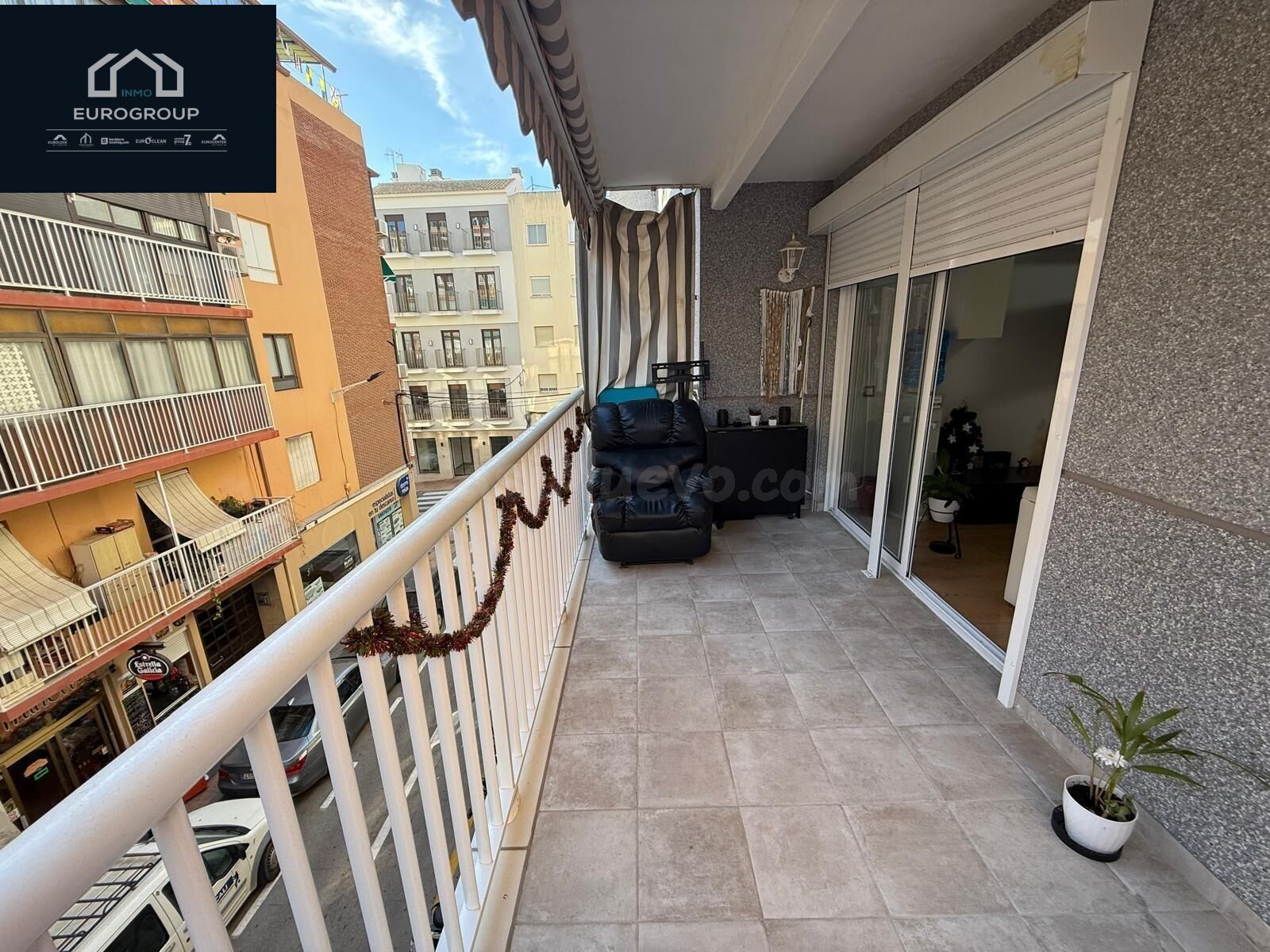 IMPRESIONANTE PISO DE 3 DORMITORIOS Y 2 BAÑOS, REFORMADO, EN - foto 2