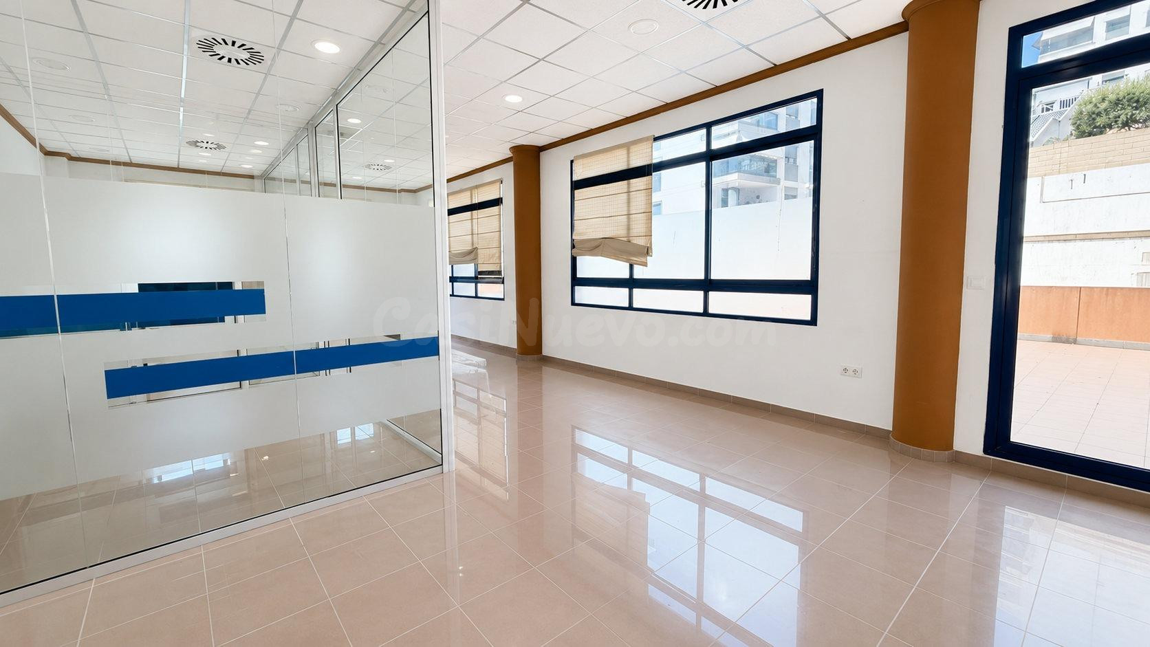 Oficinas en alquiler en Calle San Bartolomé con opción de te - foto 4
