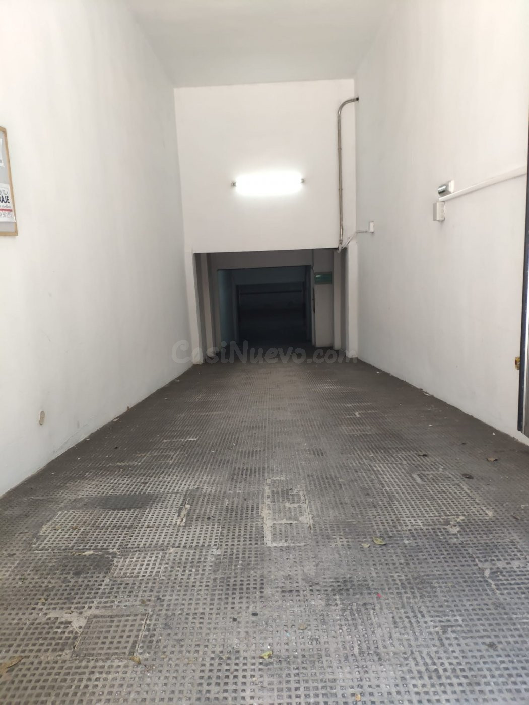 Plaza de aparcamiento en C/Juan Ramón Jiménez (Zona Malilla) - foto 3
