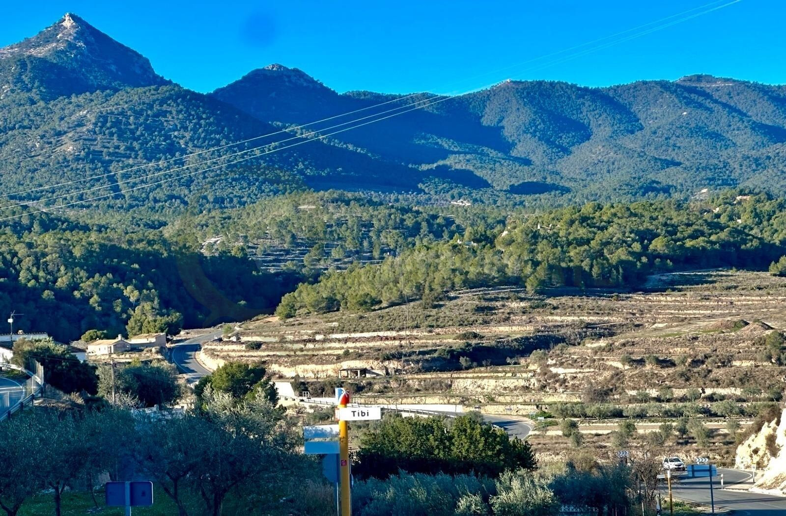 Parcela rústica de 66.331 m2 en Tibi. - foto 4