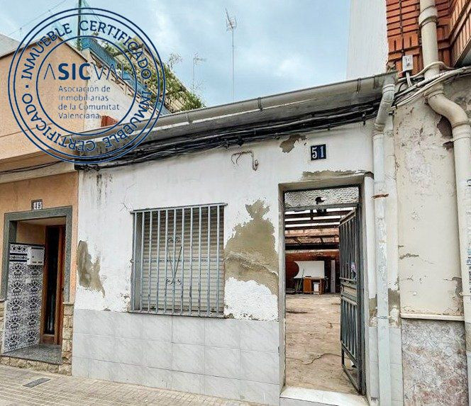 Se vende casa solar a rehabilitar en Sagunto
