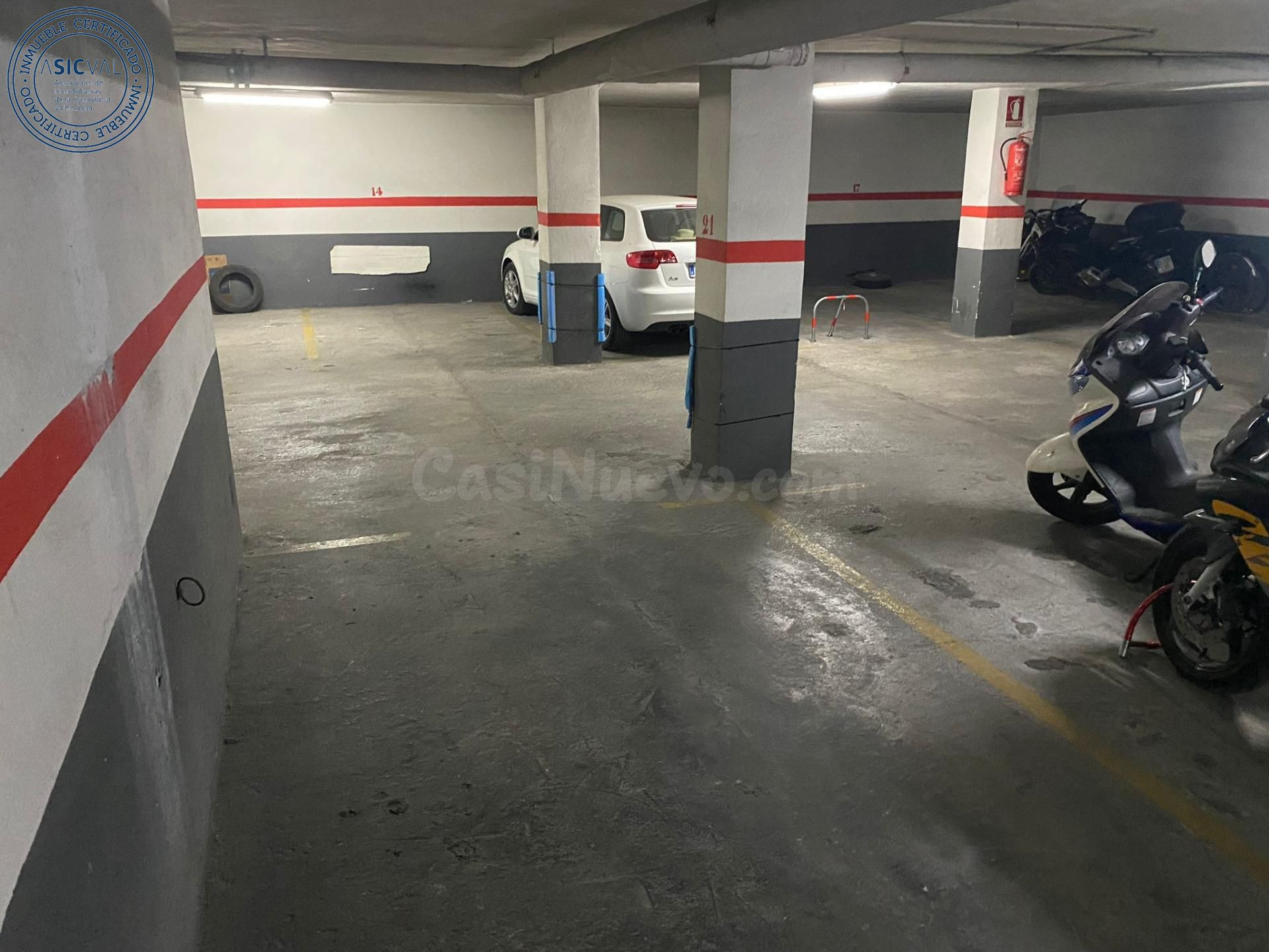 Se vende plaza de garaje en C/Isla Cabrera