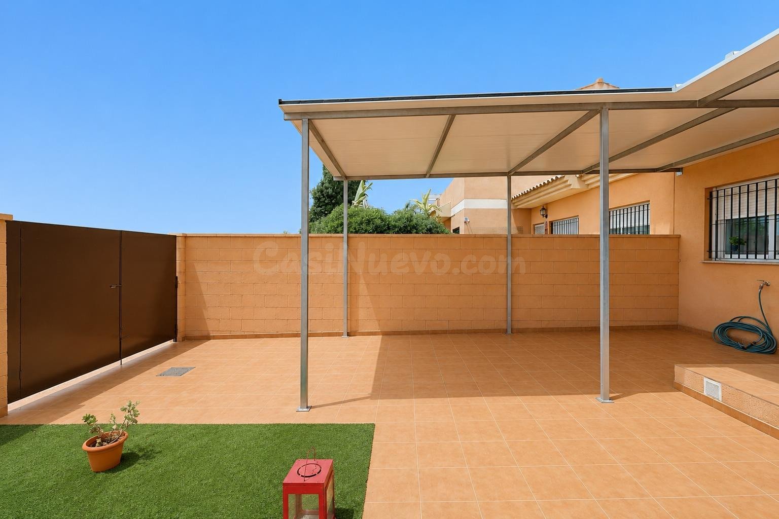 PLANTA BAJA EN POZO ESTRECHO TOTALMENTE REFORMADA - foto 4