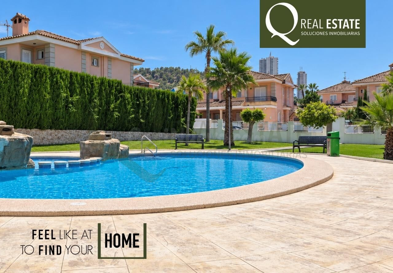 Chalet pareado en Sierra Helada con piscina privada, jardín 