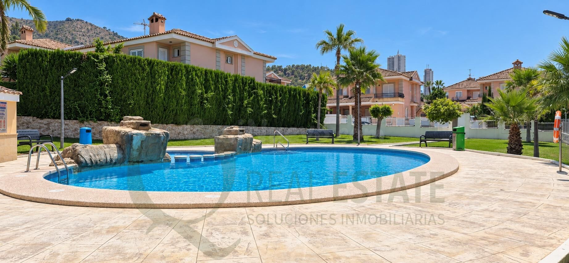 Chalet pareado en Sierra Helada con piscina privada, jardín  - foto 2