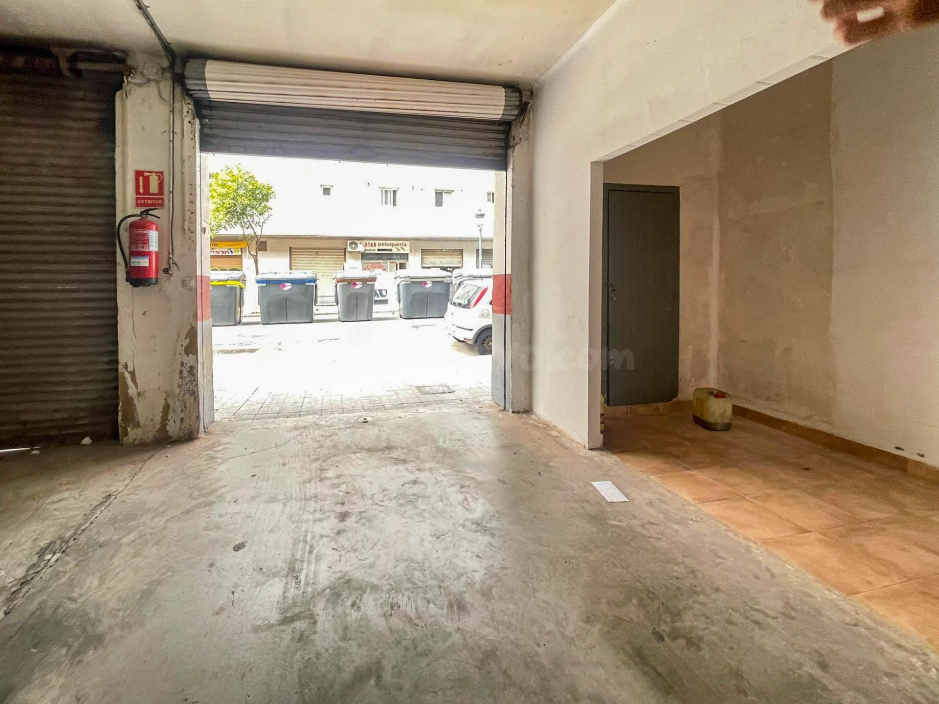Local comercial en zona En Corts - foto 3