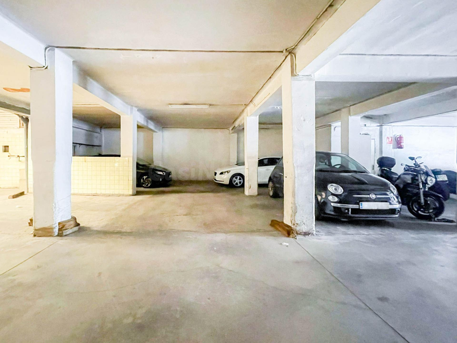 Local comercial en zona En Corts - foto 4