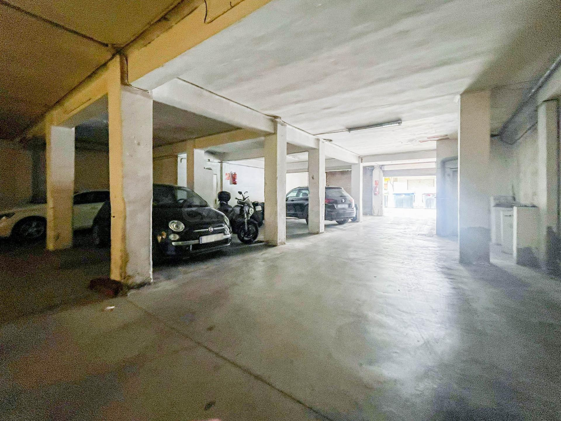 Local comercial en zona En Corts - foto 5