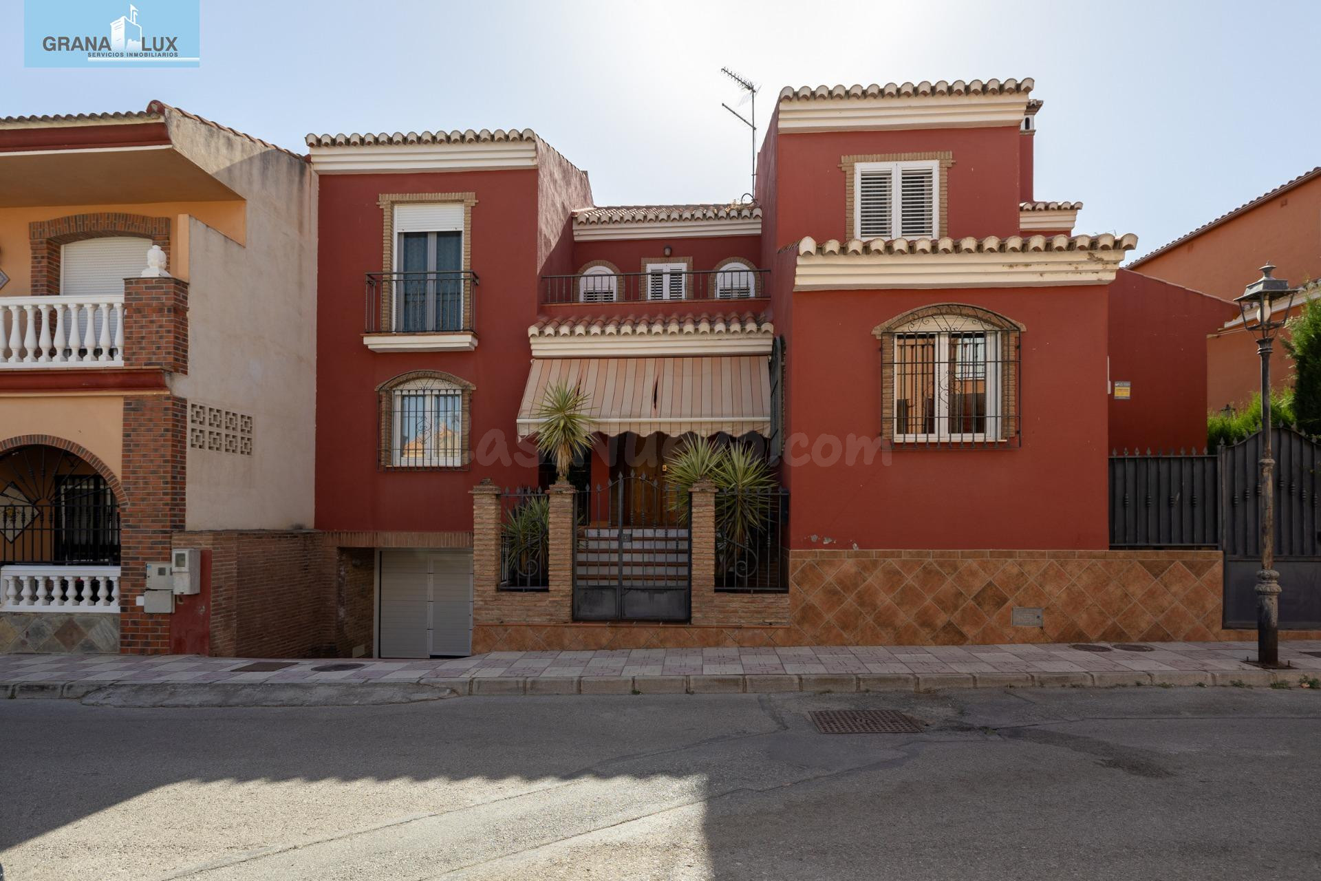 Preciosa casa en Ambros lista para entrar