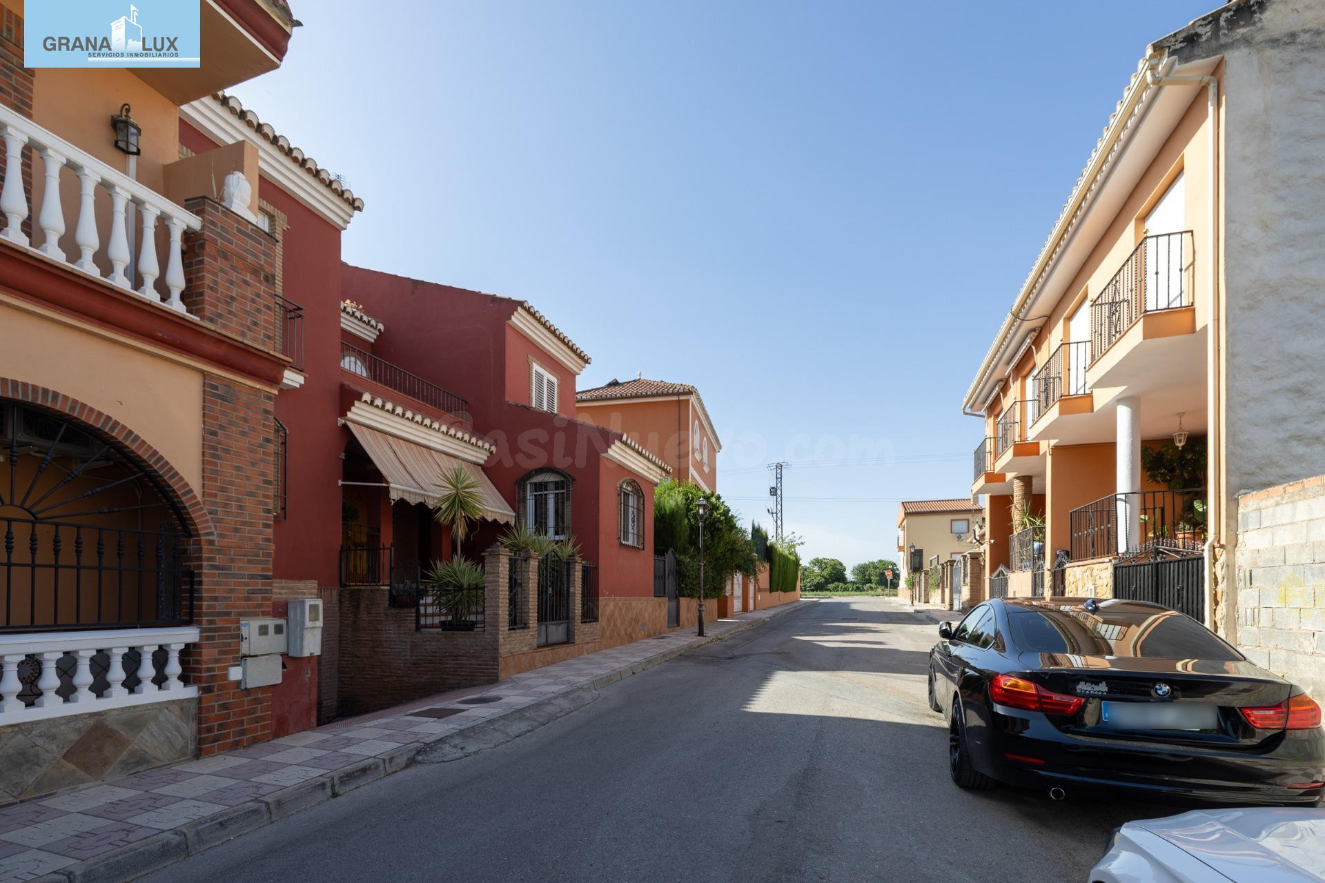 Preciosa casa en Ambros lista para entrar - foto 2