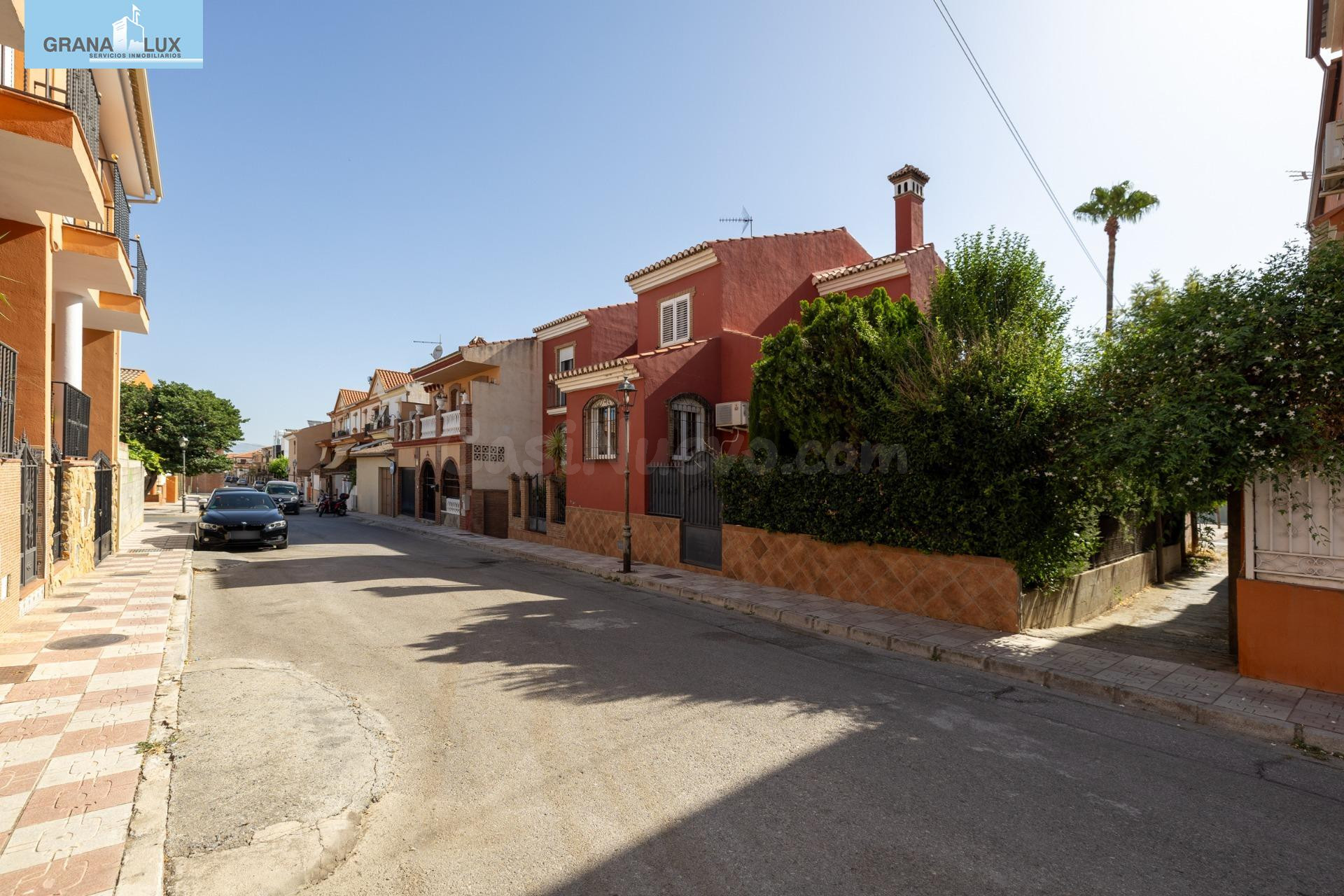 Preciosa casa en Ambros lista para entrar - foto 3