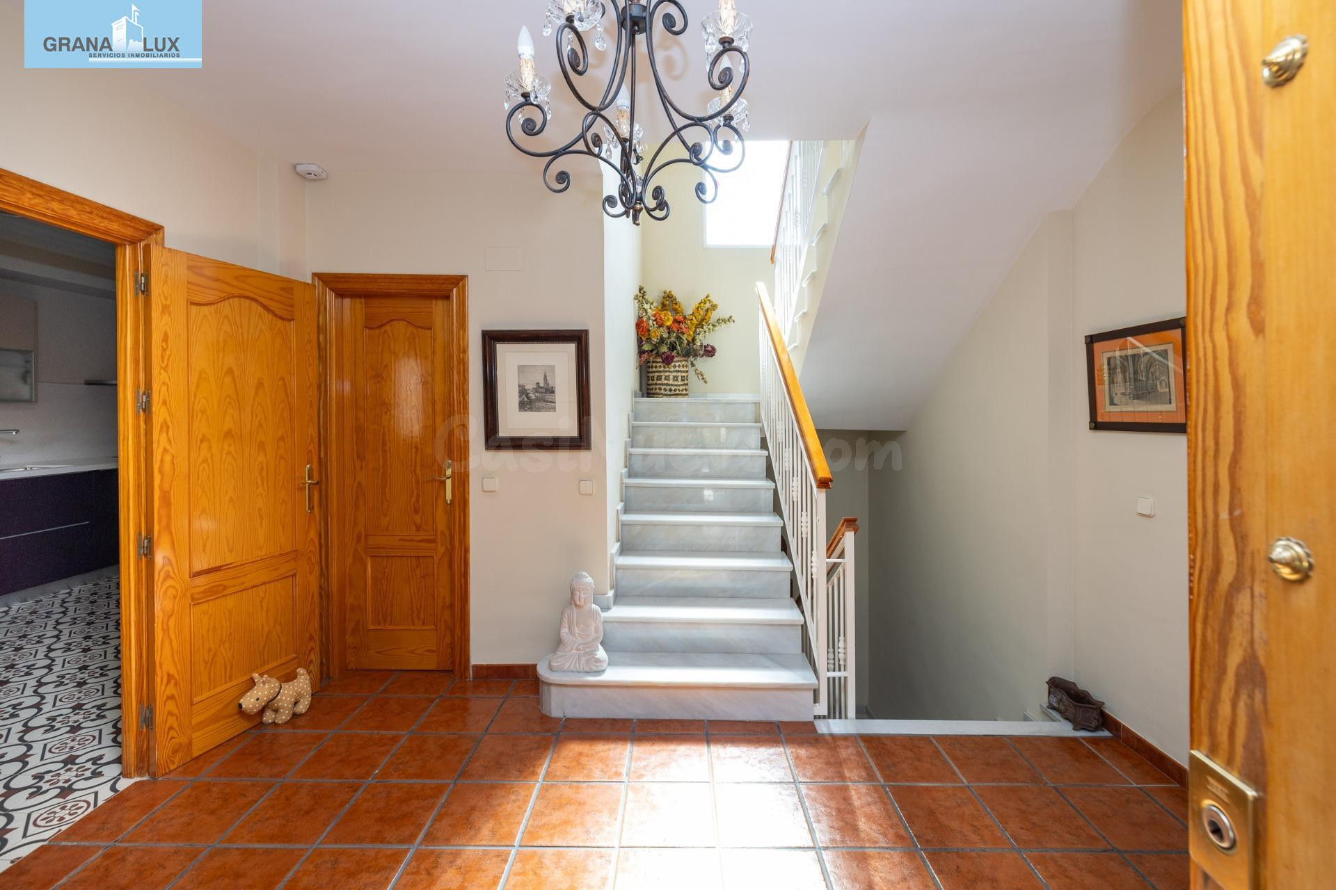 Preciosa casa en Ambros lista para entrar - foto 5