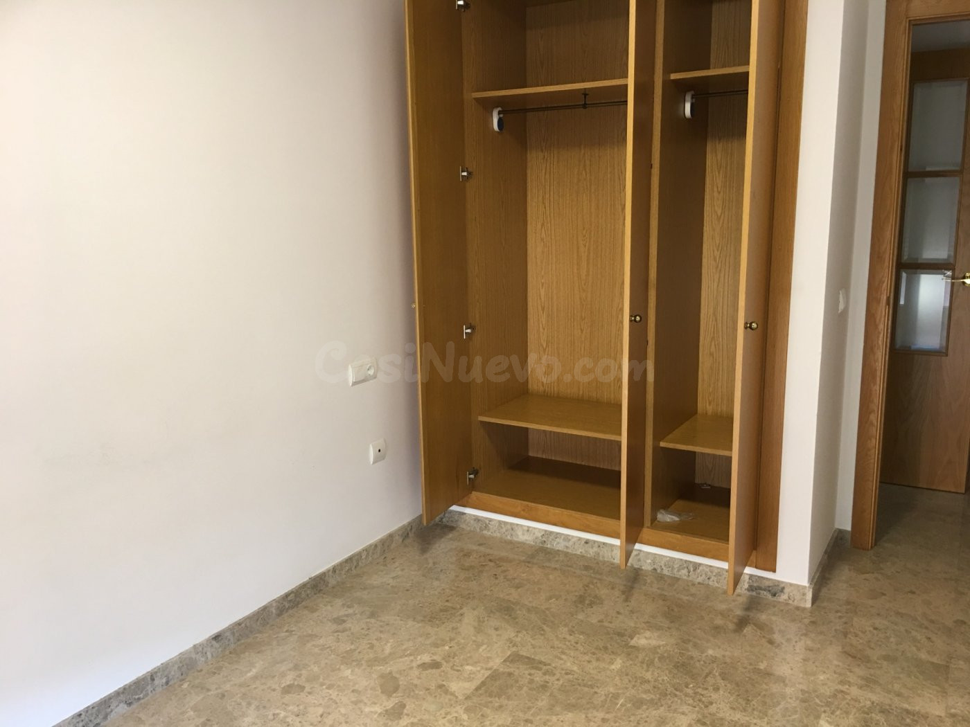 RESIDENCIAL CON PISCINA Y PADDLE. INCLUYE GARAJE Y TRASTERO. - foto 5