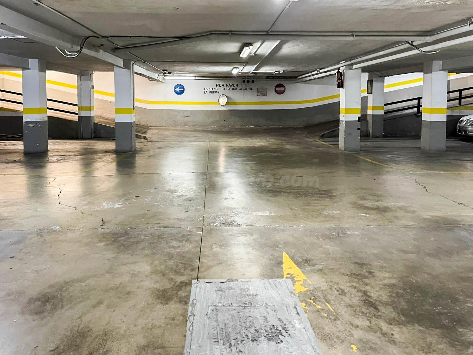 Se vende la nuda propiedad de plaza de garaje en Peris Brell - foto 3
