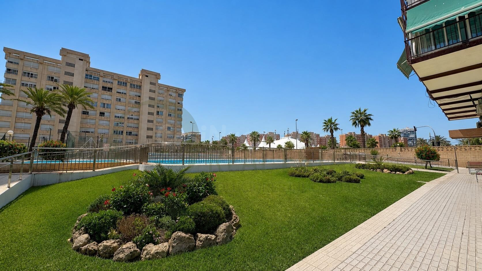 Piso en alquiler en Playa de San Juan con terraza y vistas d - foto 3