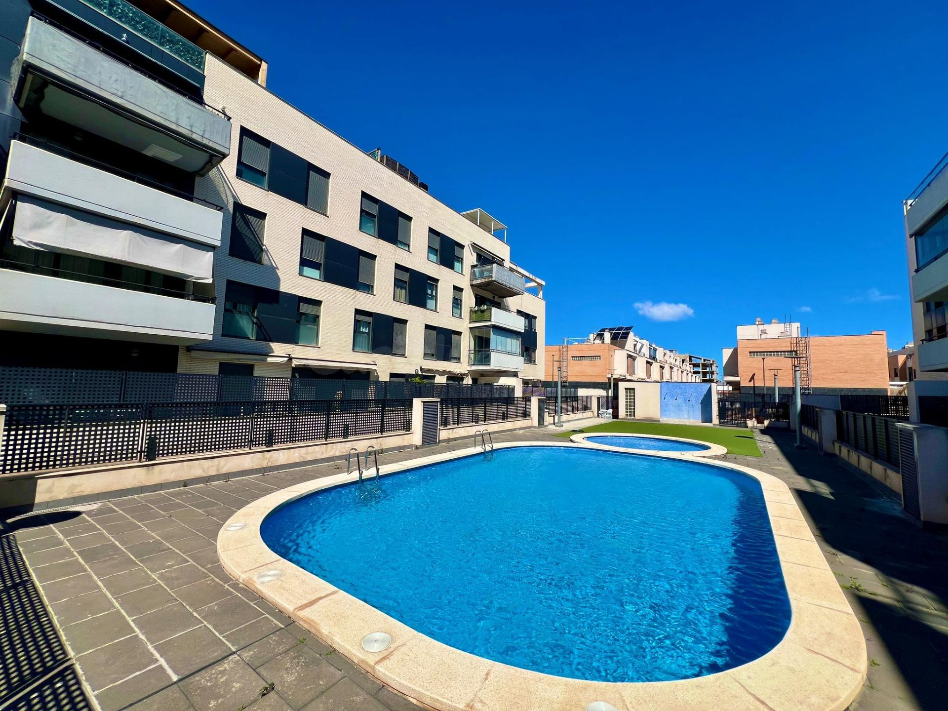 Planta Baja con encanto en La Pobla de Vallbona, junto a La 