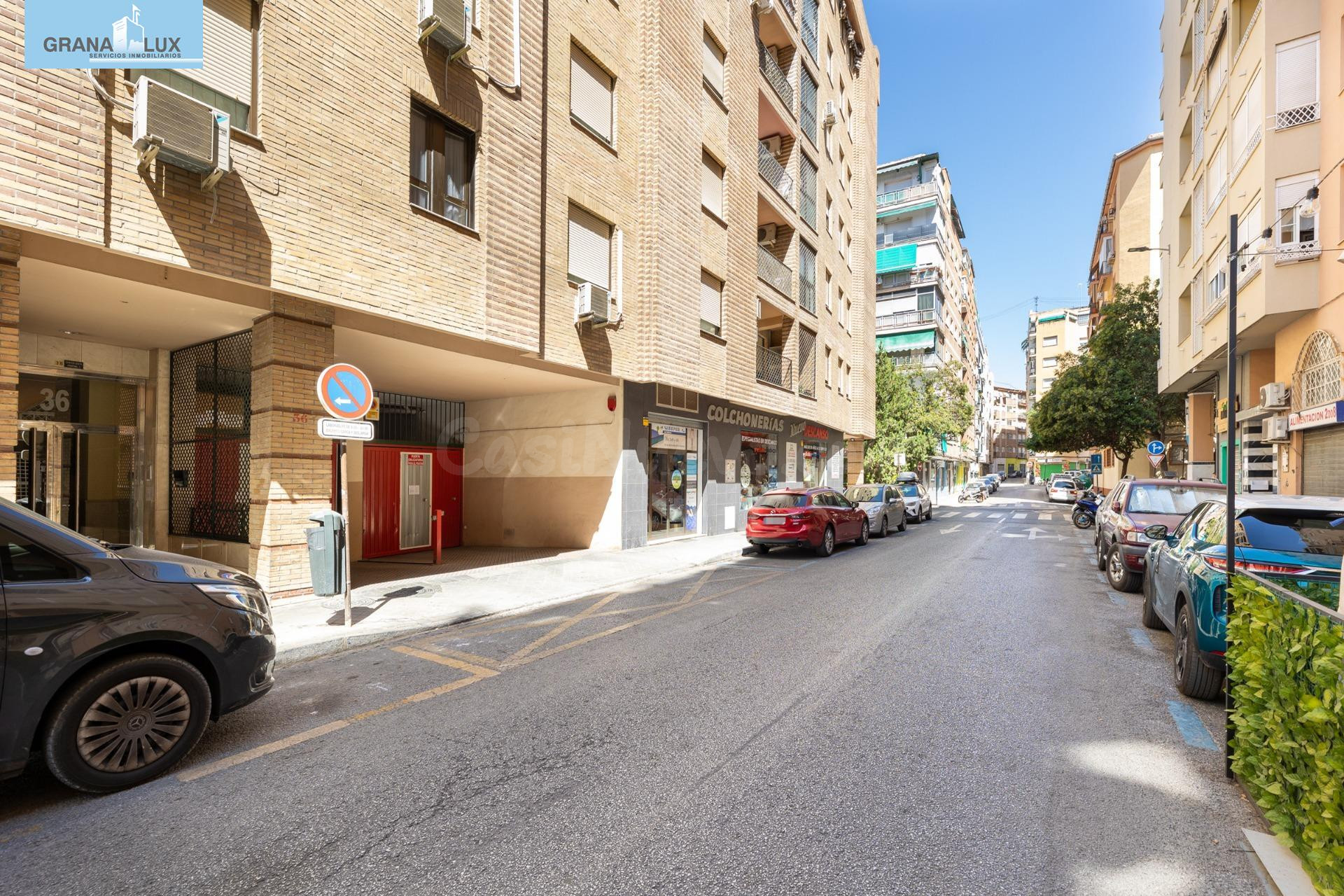 COCHERA + TRASTERO EN CALLE PINTOR ZULOAGA - foto 2