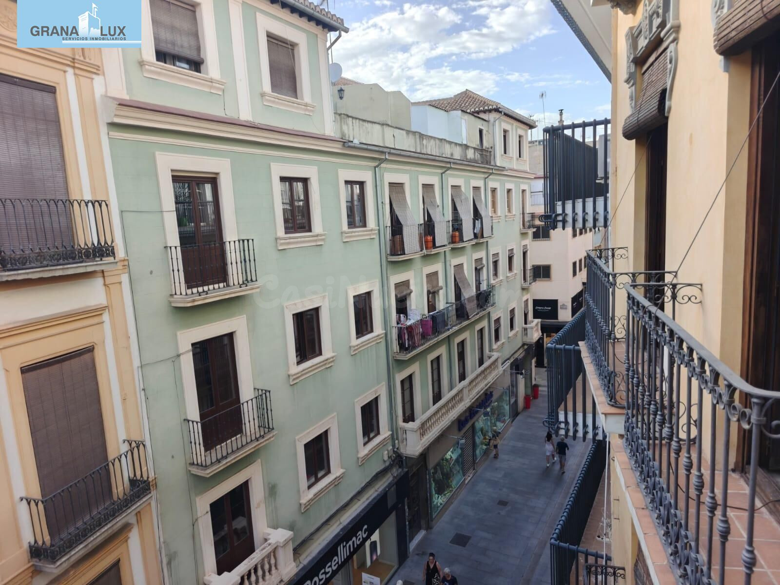 Piso Reformado en el Corazón de Granada - foto 3