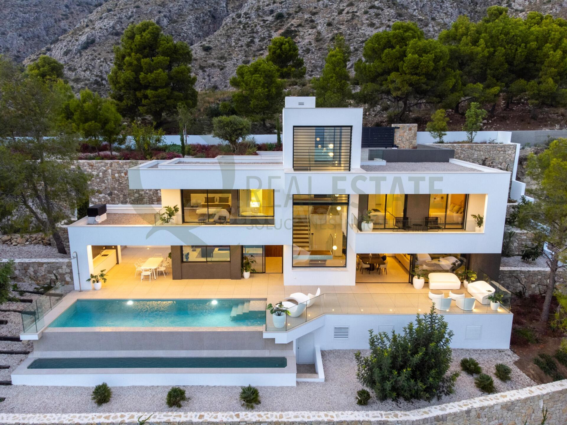 Villa de lujo en Altea con vistas panorámicas al mar y pisci - foto 2