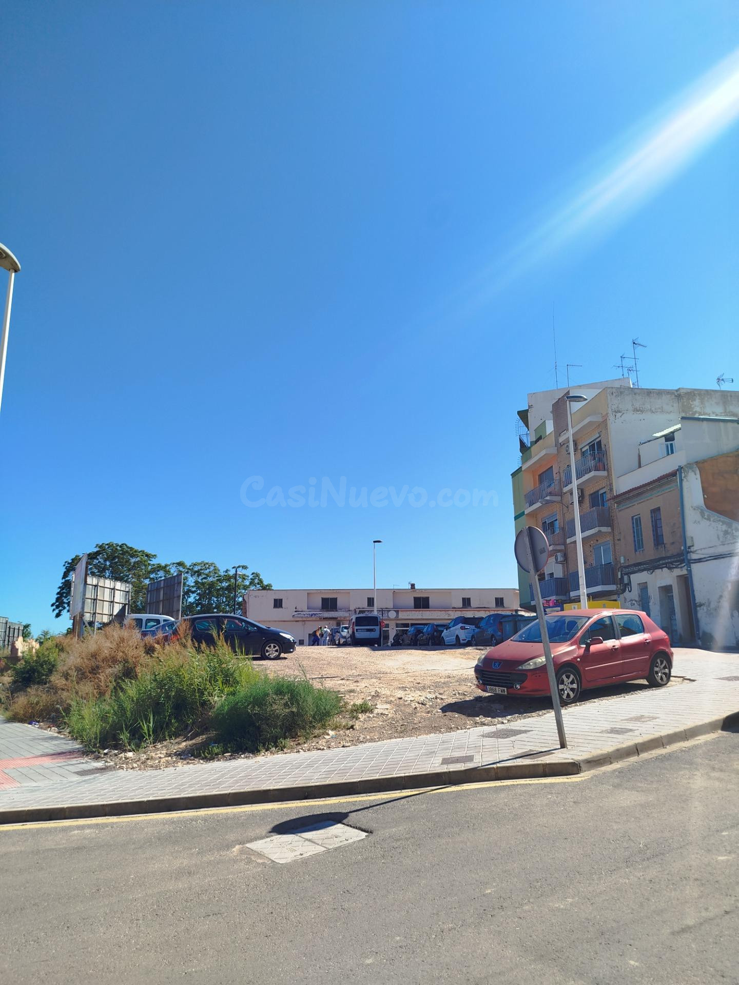 SOLAR EDIFICABLE 4.810M2 CON SALIDA A 3 CALLES! POSIBLE CAMB - foto 4