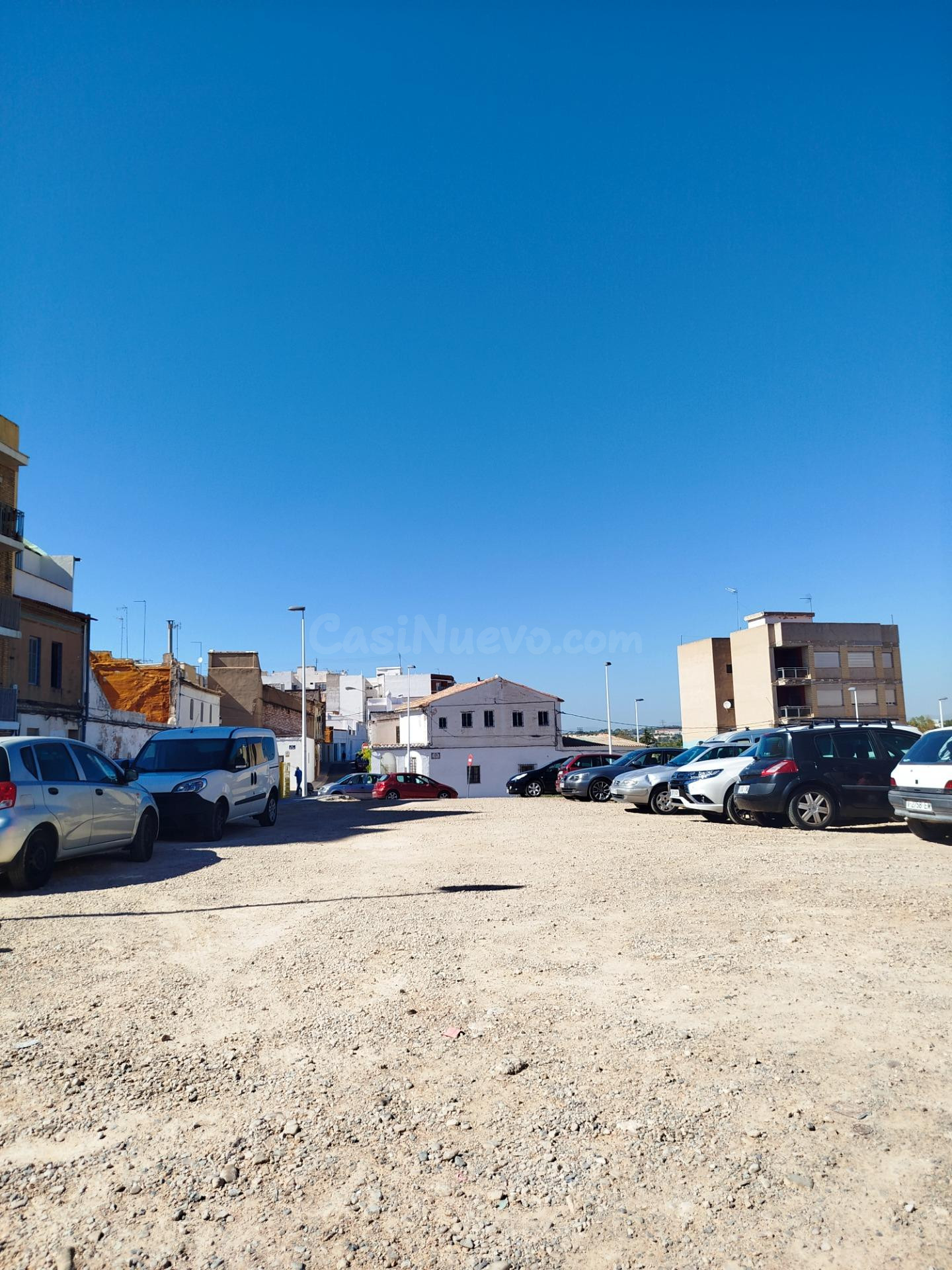 SOLAR EDIFICABLE 4.810M2 CON SALIDA A 3 CALLES! POSIBLE CAMB - foto 5