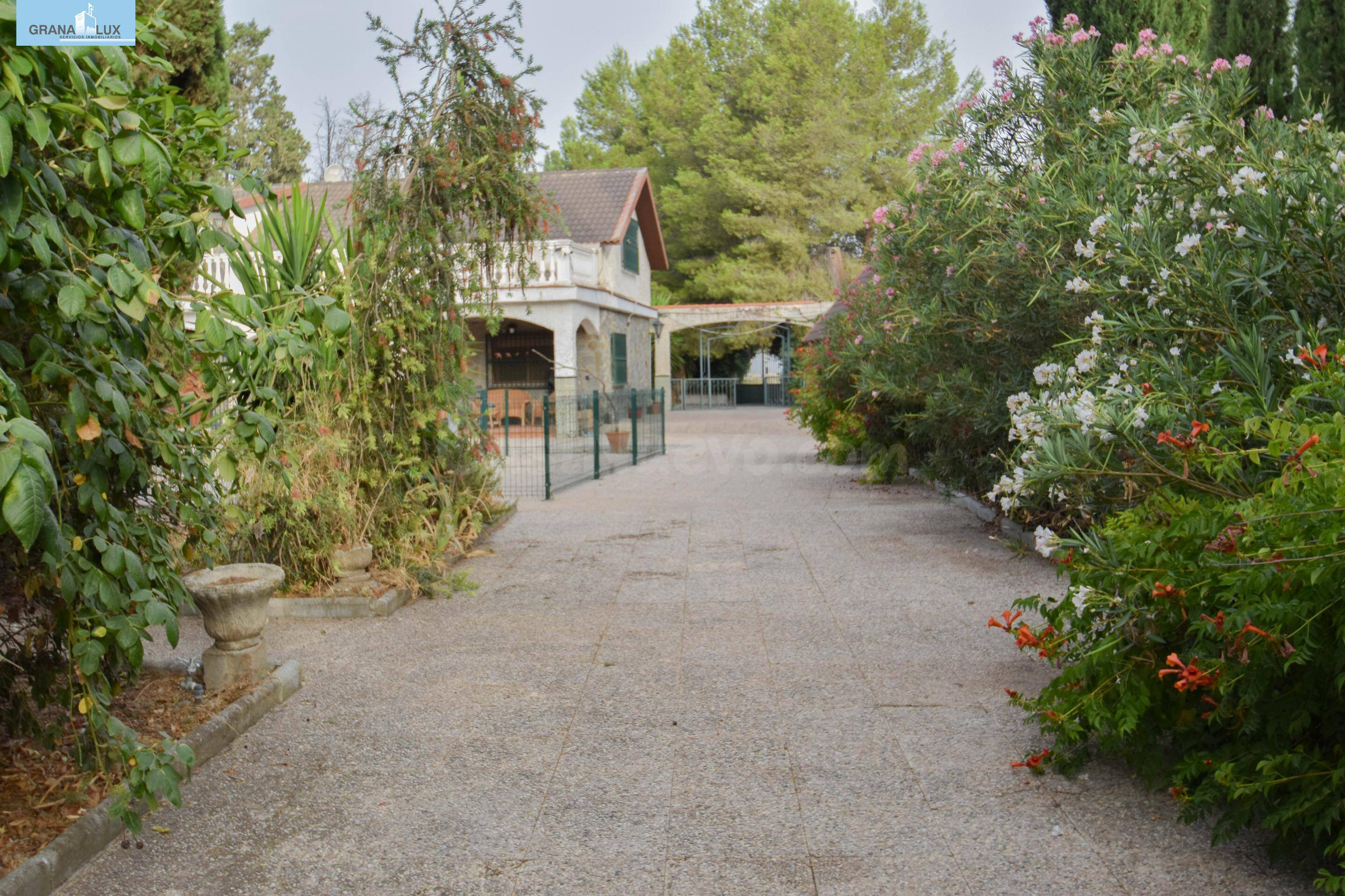 Exclusiva villa en Santa Fe - foto 3