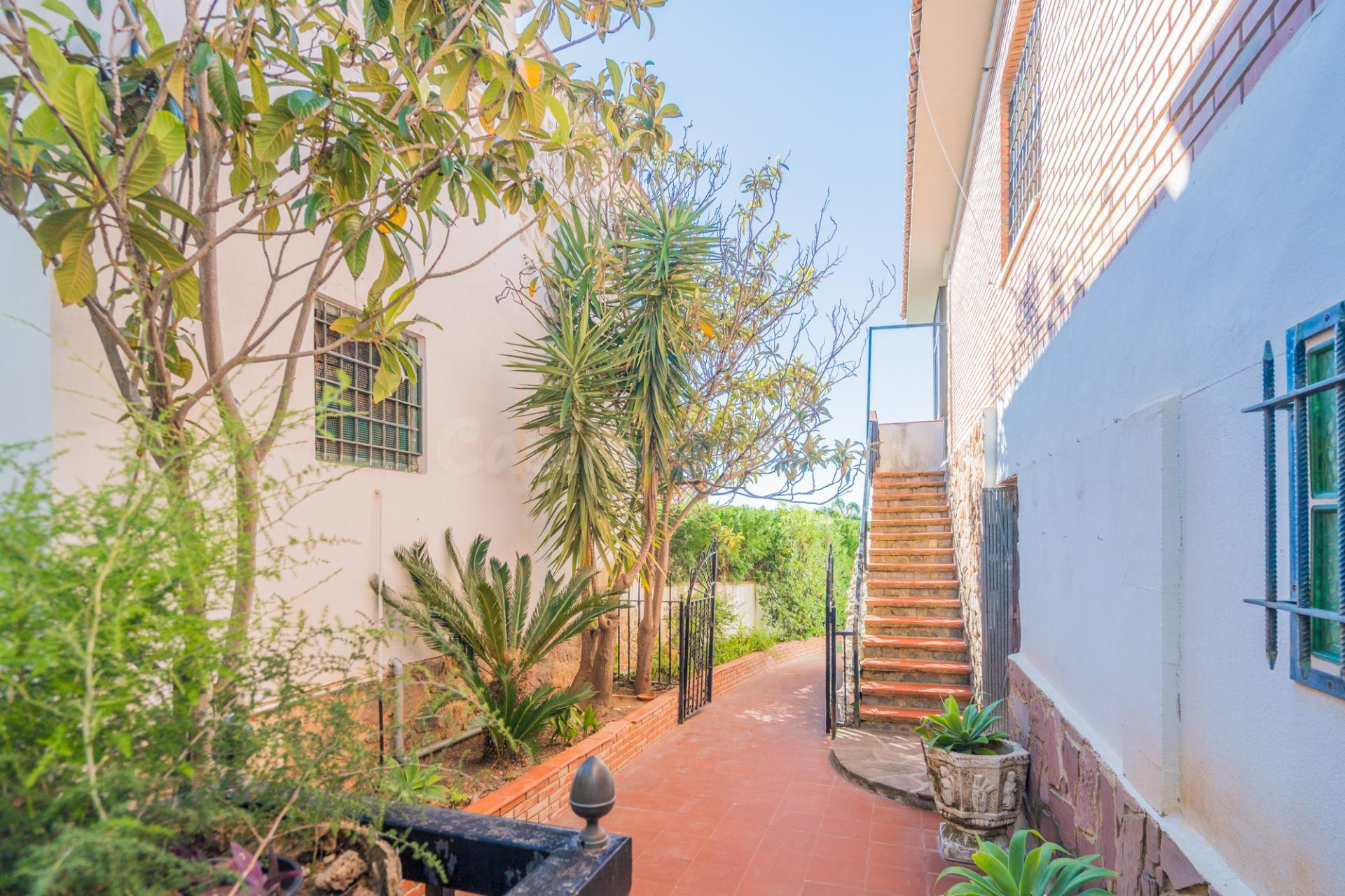Chalet en venta en Urbanización Els Trencalls - foto 3