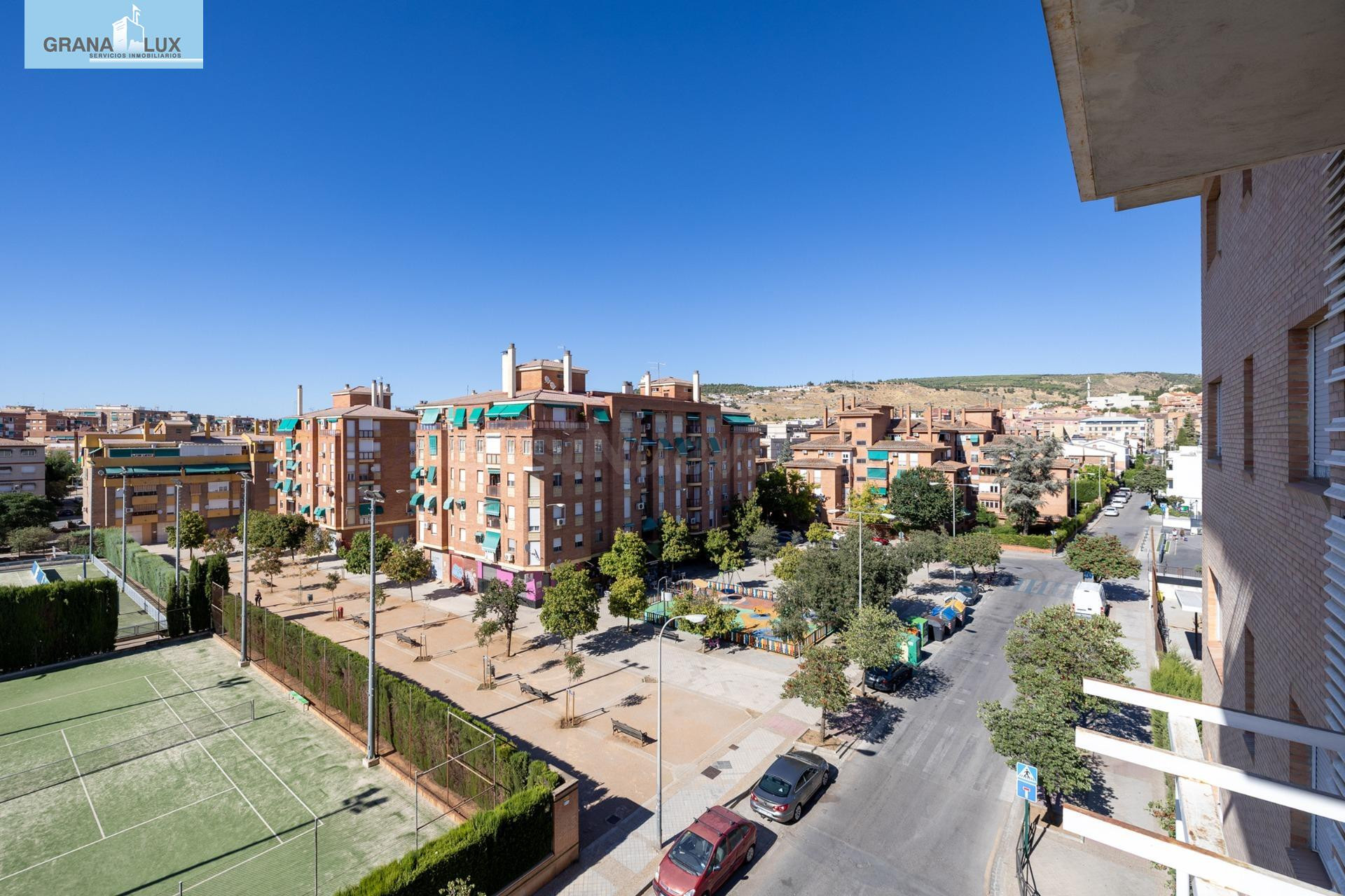 **Luz, vistas despejadas y un encanto especial: tu nuevo refugio en la ciudad**