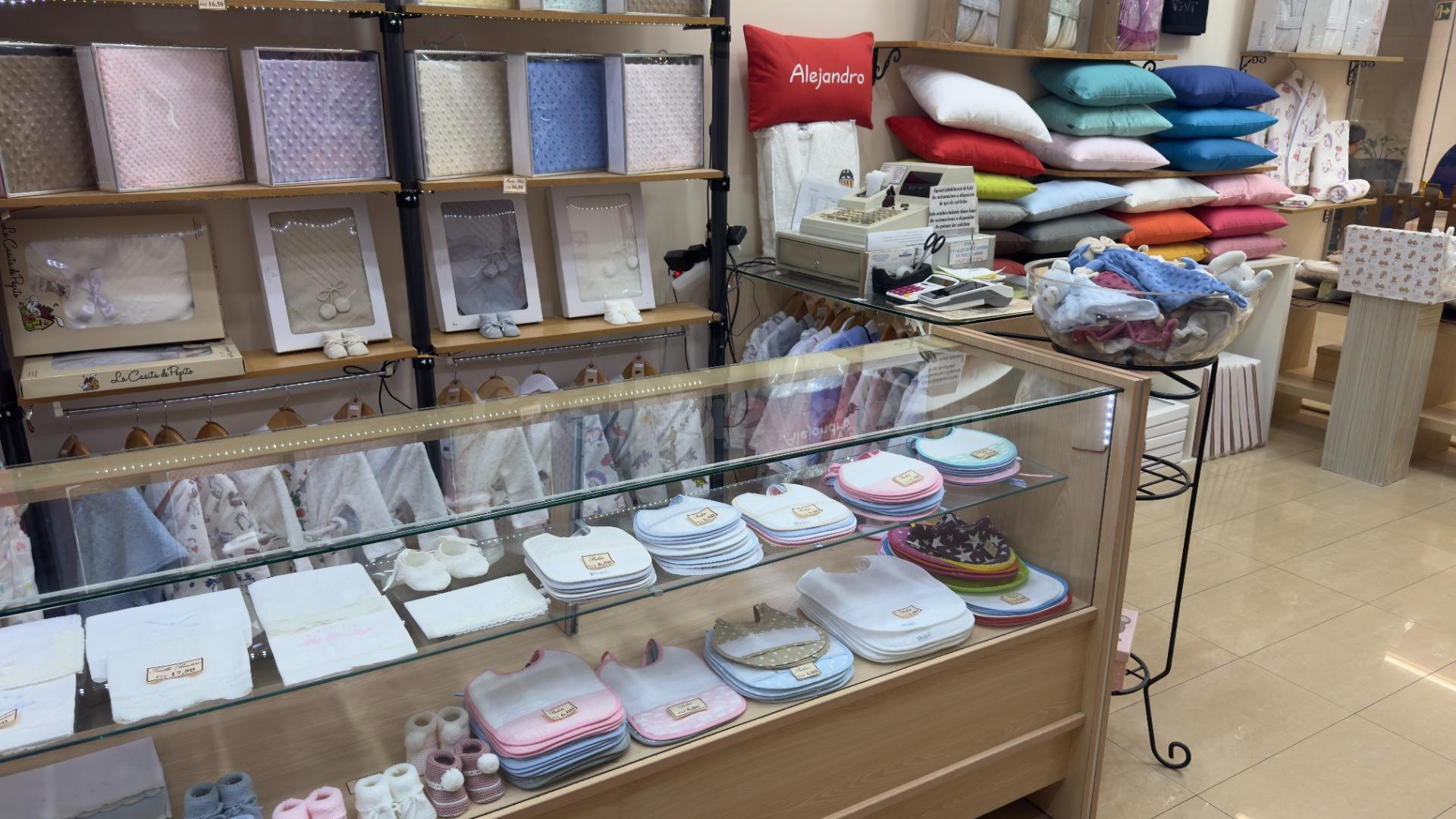 TIENDA DE BORDADO PERSONALIZADO EN VENTA O EN TRASPASO POR JUBILACIÓN. - foto 5
