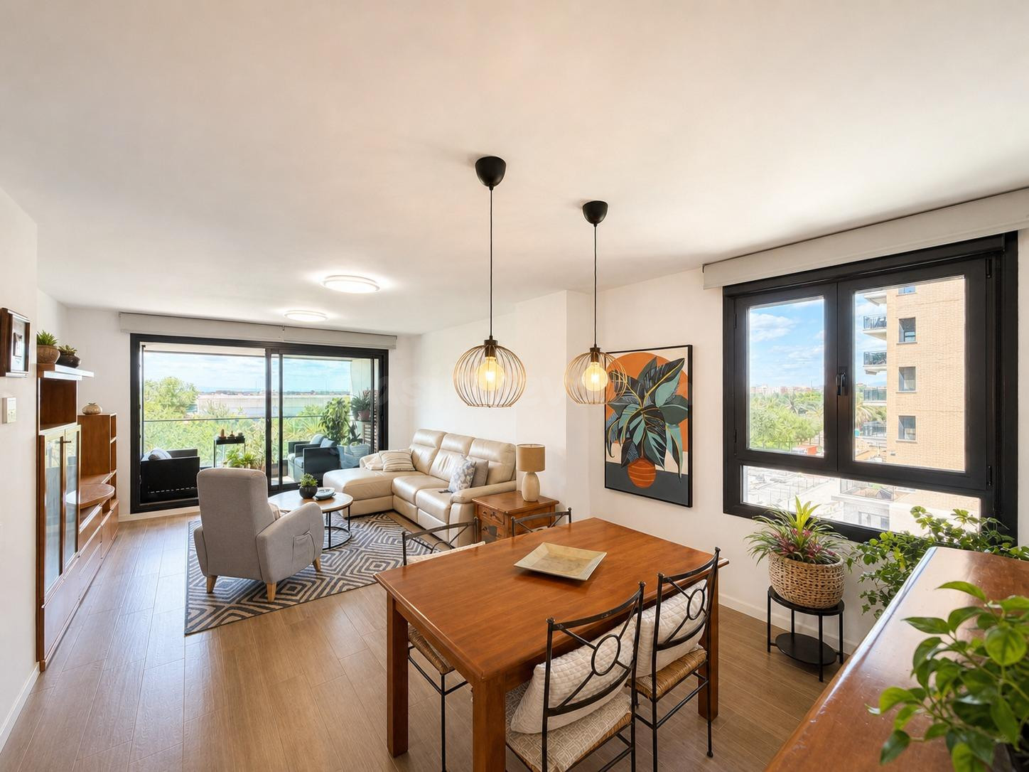 Vivienda originalmente de 4 habitaciones, actualmente conver - foto 5