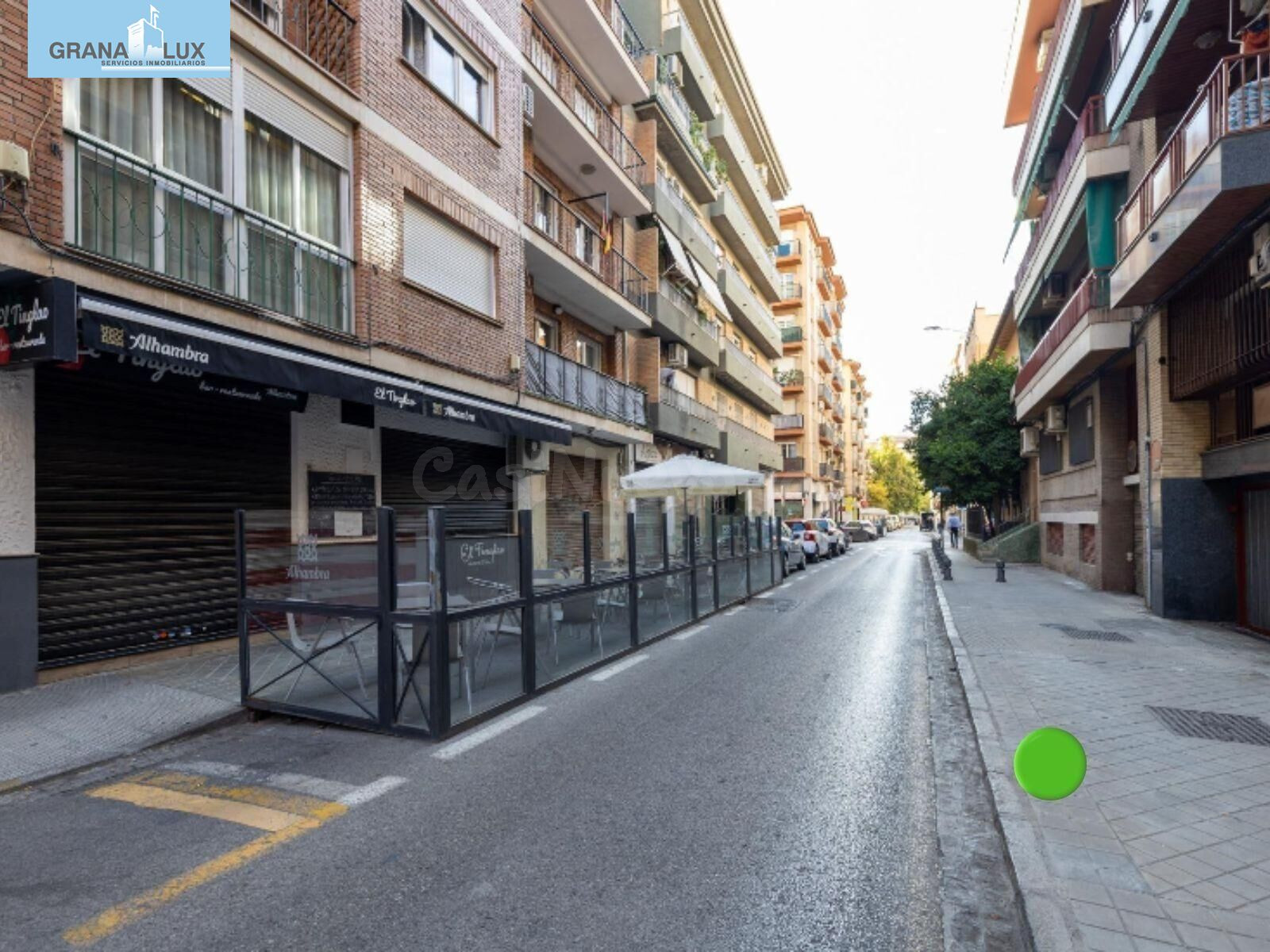Local comercial de 150 m2 entre Camino de Ronda y Alhamar – 