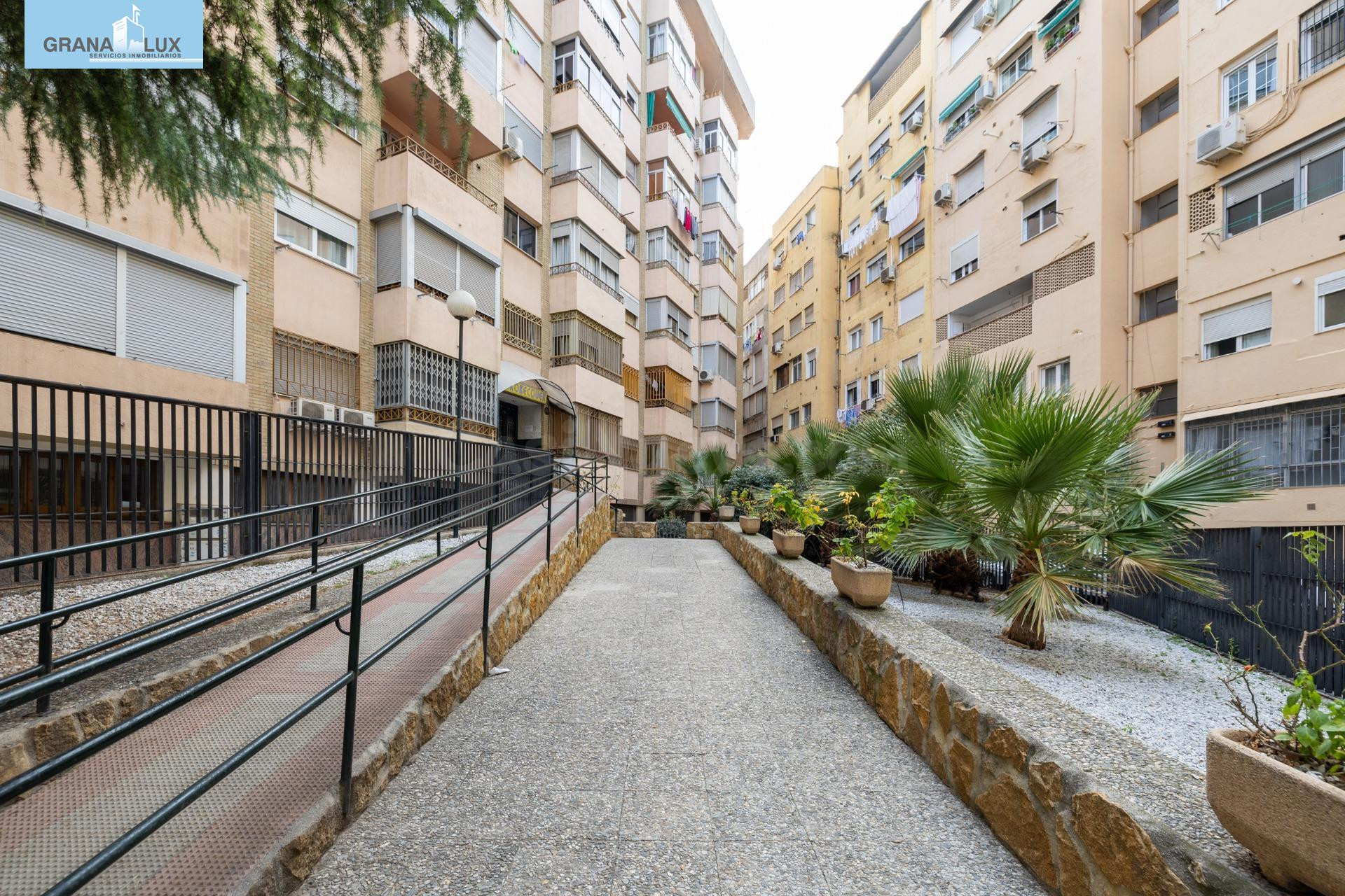 PISO DE 1 DORMITORIO CON TERRAZA Y EXCELENTE UBICACIÓN JUNTO - foto 2