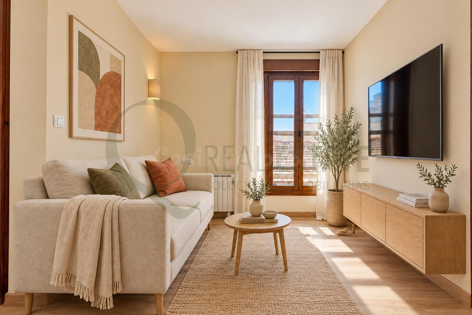 Piso reformado en el centro de Alicante con terraza - foto 3